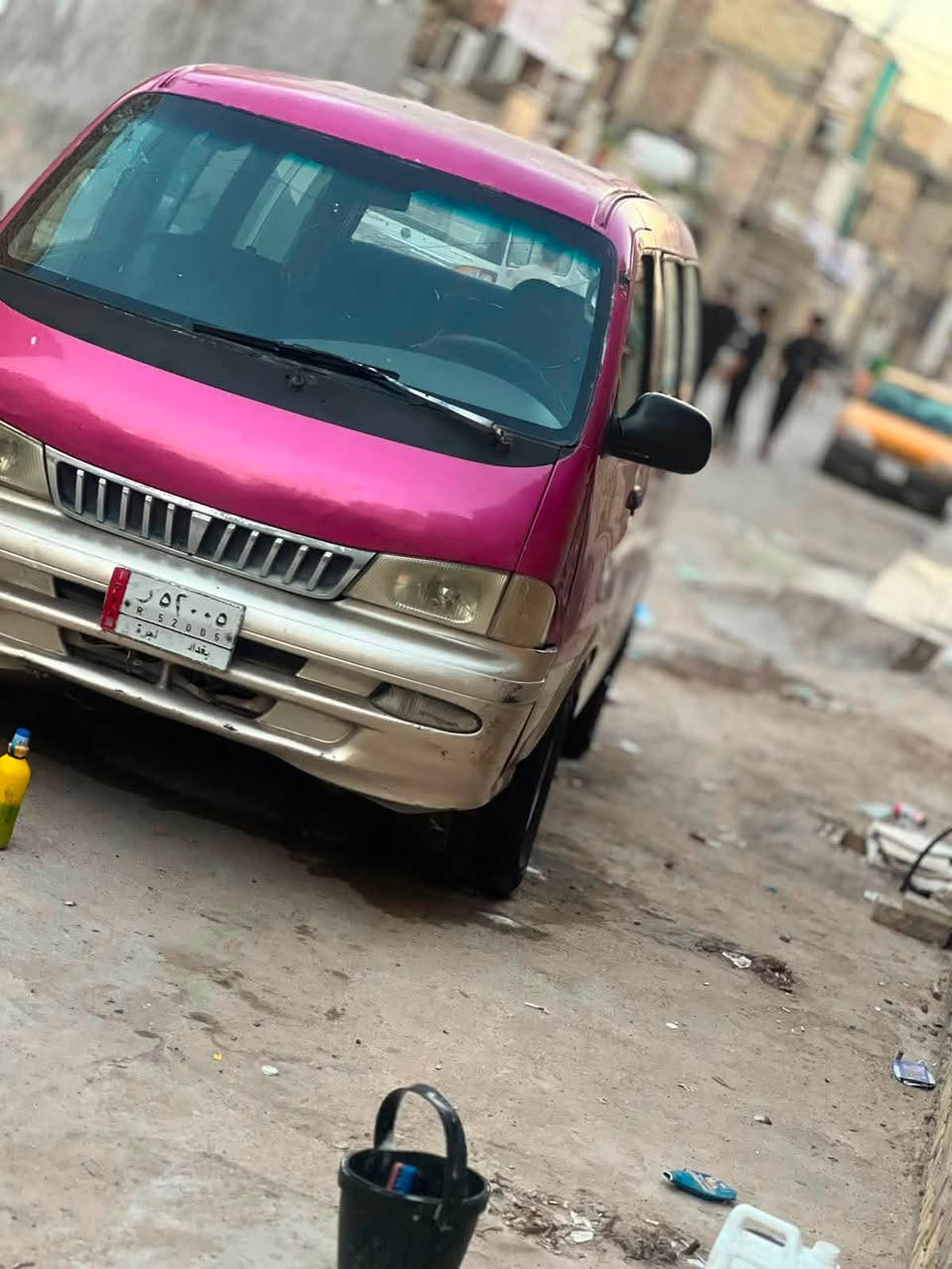 سلام عليكم بريجو موديل ٩٦ مكان بلديات
السعر ٣٣ وبيه مجال  سياره مطلوب غرمات راعيه موجود لو تريد وكاله بكيفك رقم ***********
