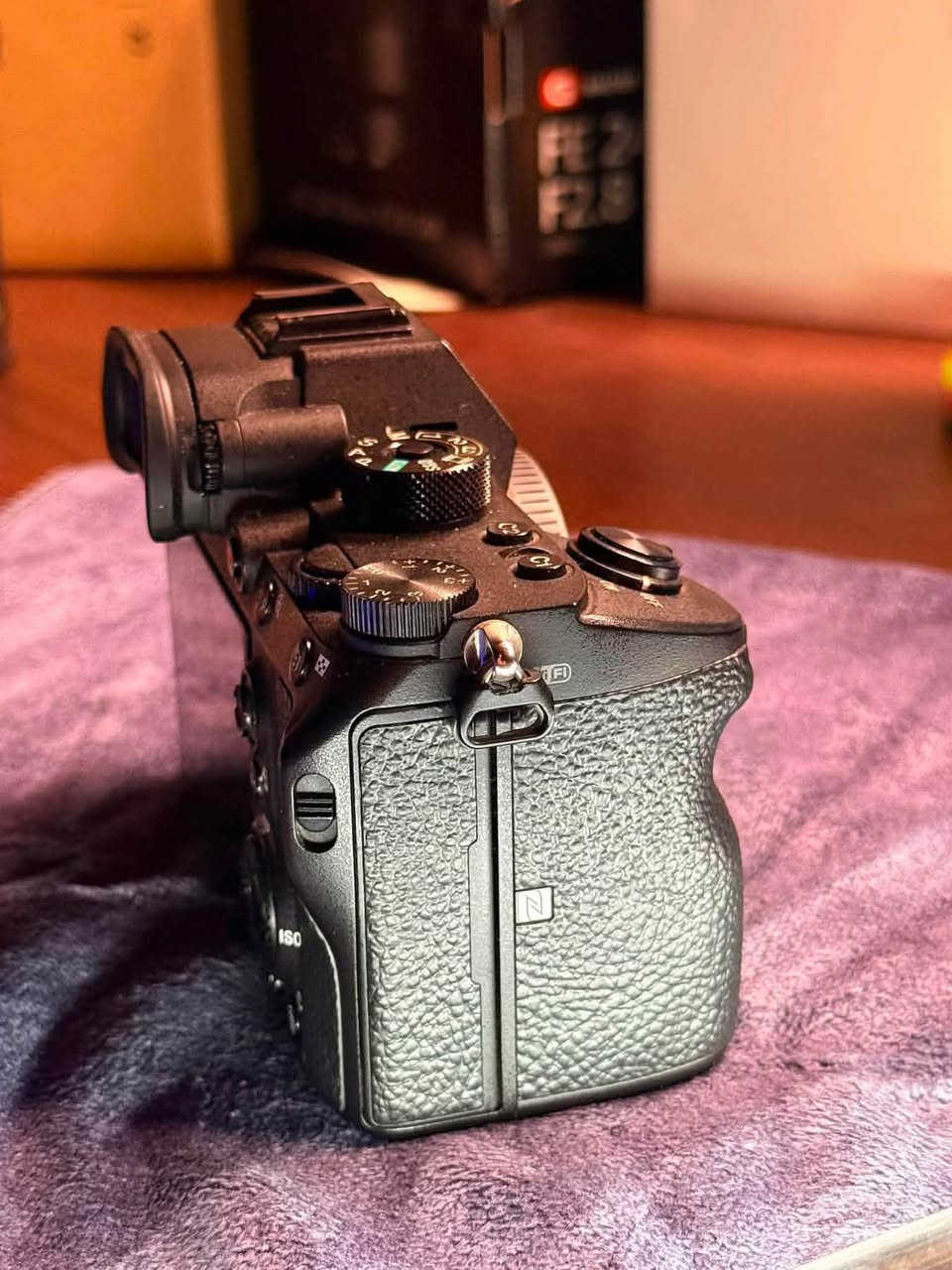 SONY 3R
سوني مارك 3R

فقط بدي !!

كامرة استخدام شخصي  اي ضرر ماكو

السعر مليون 200 الف 

مكاني بغداد 

***********
جميع الملحقات موجودة باكيت بطارية شاحنه
