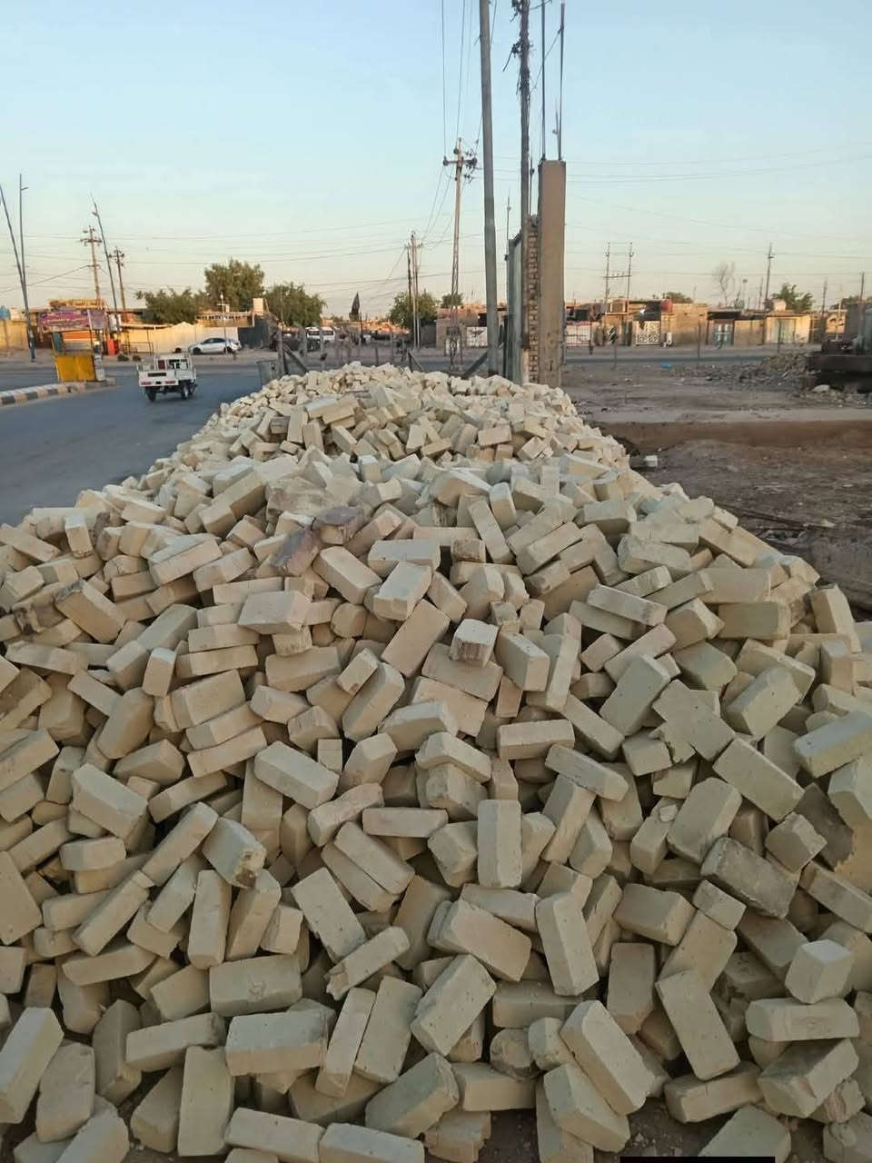 طابوك عمارة قالب قويه وركن عدد مضبوط زياده ٣٠٠طابوكه
 توصيل بصره عماره قظيه ونواحي طابوك شرط لمكلا عكاده 
توصل وتساب تريد تصال ***********
