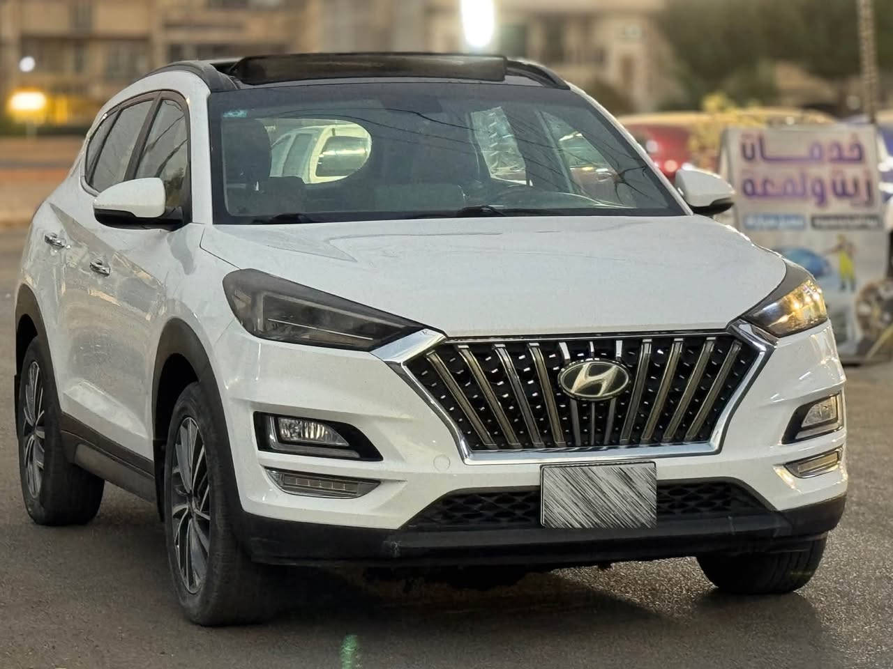 توكسان 2020 وارد خليجي 
محرك 2000 دوش المرغوب 
رقم بغداد الدولي 
ماشية 91 mk 
فول مواصفات 
سلايد روف 
بصمة تشغيل + بصمة بيبان 
شحن وايرلس 
كشنين كهرباء 
كشاف نهاري + كشاف متحرك 
اشاير بلمري + مري شفط 
حساسات اماميه خلفيه 
وبقيه المواصفات المعروفه 
السياره مكفولة ومنزل سونار داخل المنشور 
السعر / 185
العنوان / بغداد 
للأستفسار / ***********

نص مكتوب في الصور:
- بدل صبغ معجون كلير تبديل ملاحظة / نخلي كامل مسؤوليتنا بعد انتهاء الفحص وتسليم التقرير الى الزبون الصدام الامامي : صبغ وخدوش الصدام الخلفي : صبغ وخدوش AL-KAHLA-SCAN سونار الكحلاء سونار الكحلاء للفحص بالجهاز الألماني نرى ما لا تراه فحص البدن الخارجي فحص المحرك والكير فحص الشاصي فحص اضرار السيارات LOWER THIRD BANNER AK