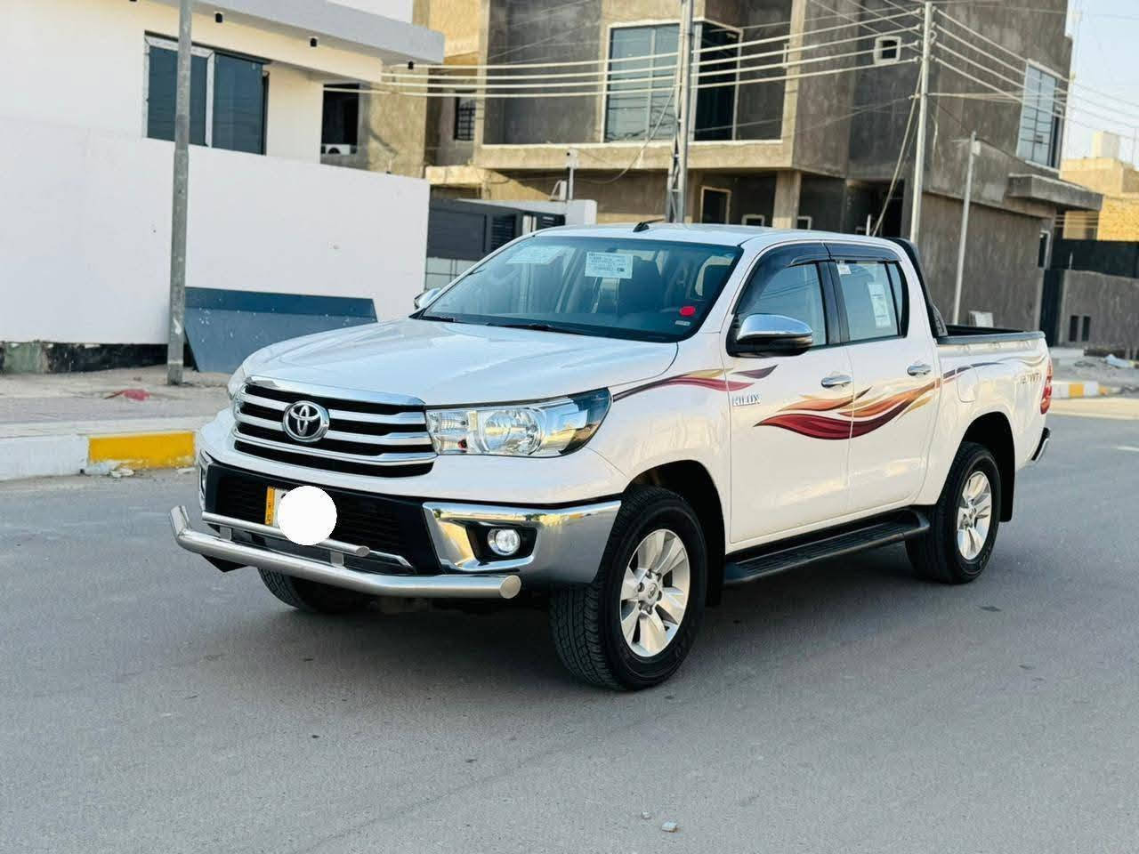 السلام عليكم هايلوكس  موديل ٢٠٢٠  كير اوتوماتيك
كاميرا خلفيه
اشاير بالمري 
 شاشه كبيره 
حساسات خلفيه 
تحكم ستيرن جهتين
كشنات تبريد 
تبريد خلفي 
ماشيه 160
مكينه اربعه سلندر 2700 
السعر تصال مكان السياره ناصريه 
السياره جديده ما تصرف عليها دينار  وسياره بسمي تحويل نفس اليوم 
مكينه كير صدر شرط كفاله من كلشي وبالعافيه على الياخذها بيها فقط بارد بسيط  هذا رقمي للاستفسار 
*********** وتساب
