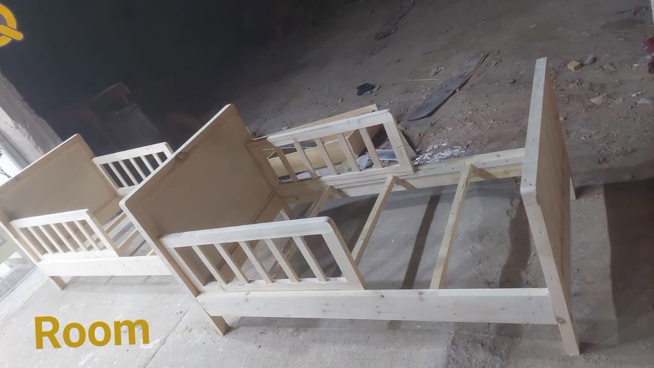 أوردر زبونتنا الراقية من العمارة.. شايفين الخير ان شاءالله وشكرا على الصور الجميلة ✨️ 🏡

نص مكتوب في الصور:
- Room
- تمت المشاهدة الأسبوع الماضي
- أمس ٩:٤٠ م
- تم إرسال ٤ من الصور بواسطة ZAINAB
- ٨:٤٥ م
- فدوه للذوق الراقي ان شاءالله شايفين الخير عليها