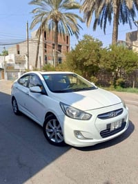 اكسنت 2014 خليجي محرك 1.6 ، رقم بغداد السيارة بإسمي ، سنوية لحد 7/2/20...