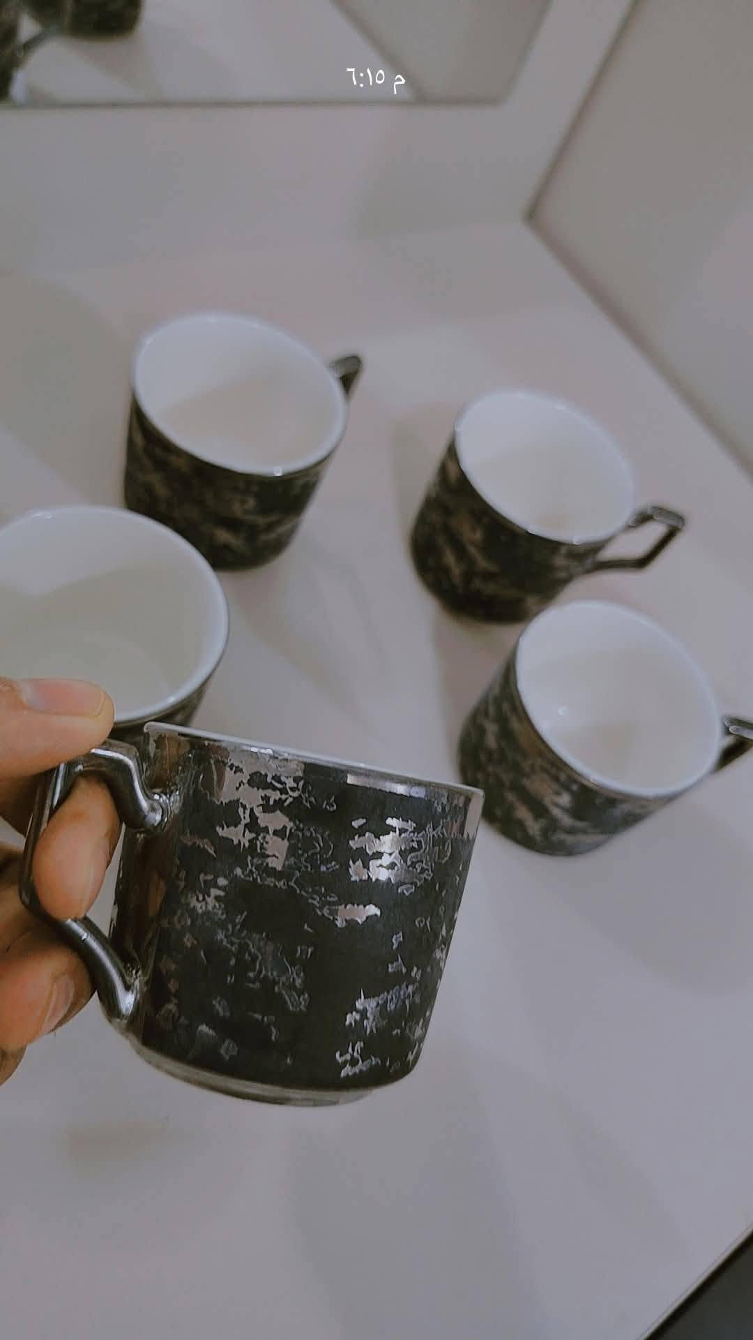 فرفوري اصلي الملكي الذهبي تواصل واتساب ***********

نص مكتوب في الصور:
- ١٠:٢٣ م
- م ١٠:٤٢
- ١٠:٠٢ م
- ٦:١٤ م
- ٦:١٣ م
- ٦:٠٨ م
- ٦:١٥ م
- ٦:١٦ م