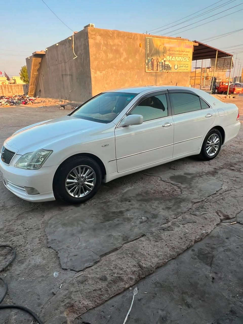 سلام عليكم
شاهينه للبيع موديل 2005
سياره جاهزه كلش مزاد سياه تحويل 
بسمنه رويل ثلاث دكم 
شاصي 180
سعر 148
عنوان بصره كرمه علي 
هاتف 
***********
