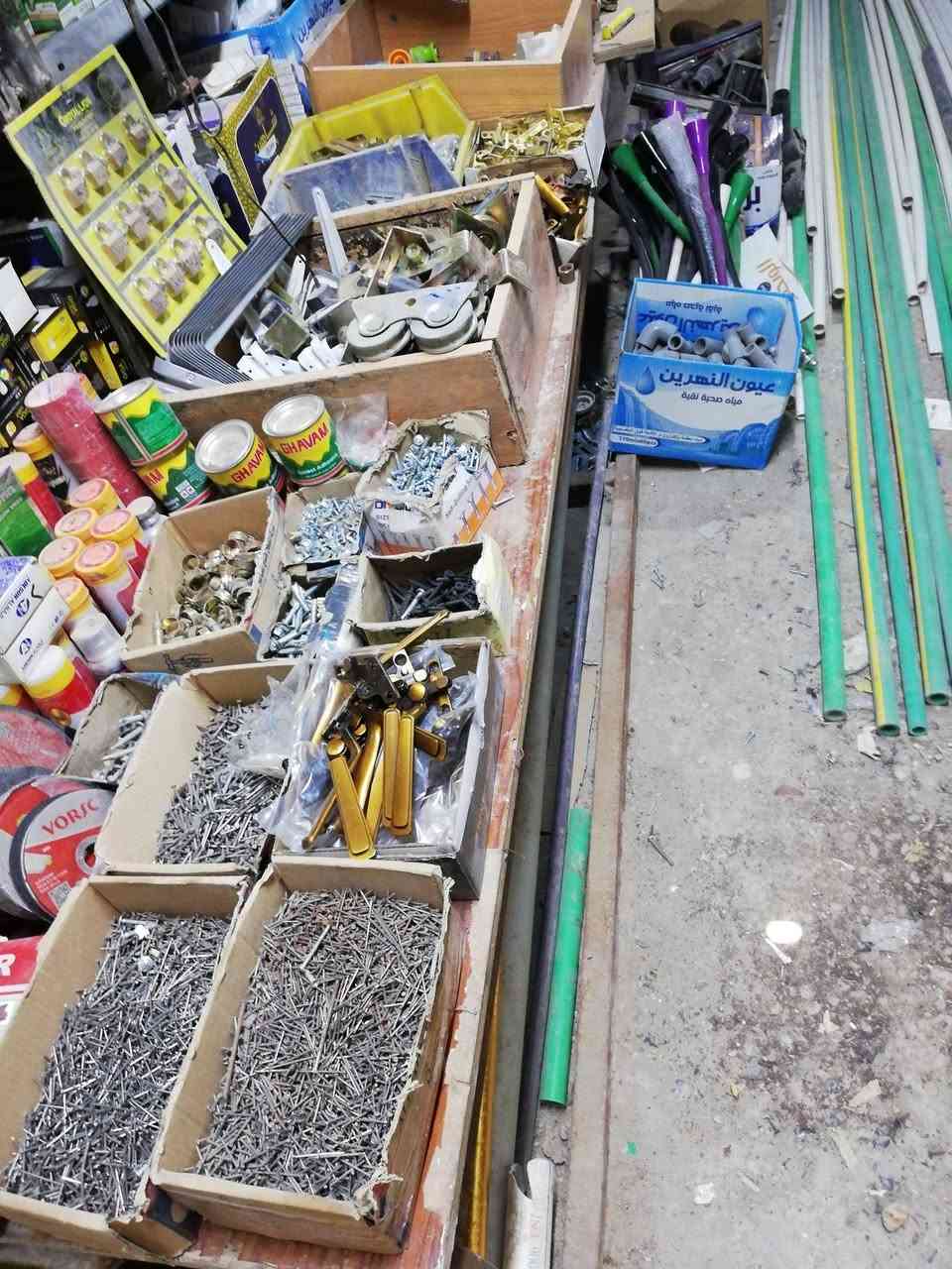 محل لبيع بغداد حي العامل قرب مسبح الرافدين *********** واتساب سعر ٦٥٠٠ مليون دكسن رفوف عدد ٨ ميز ٣ طباقات وياهن
