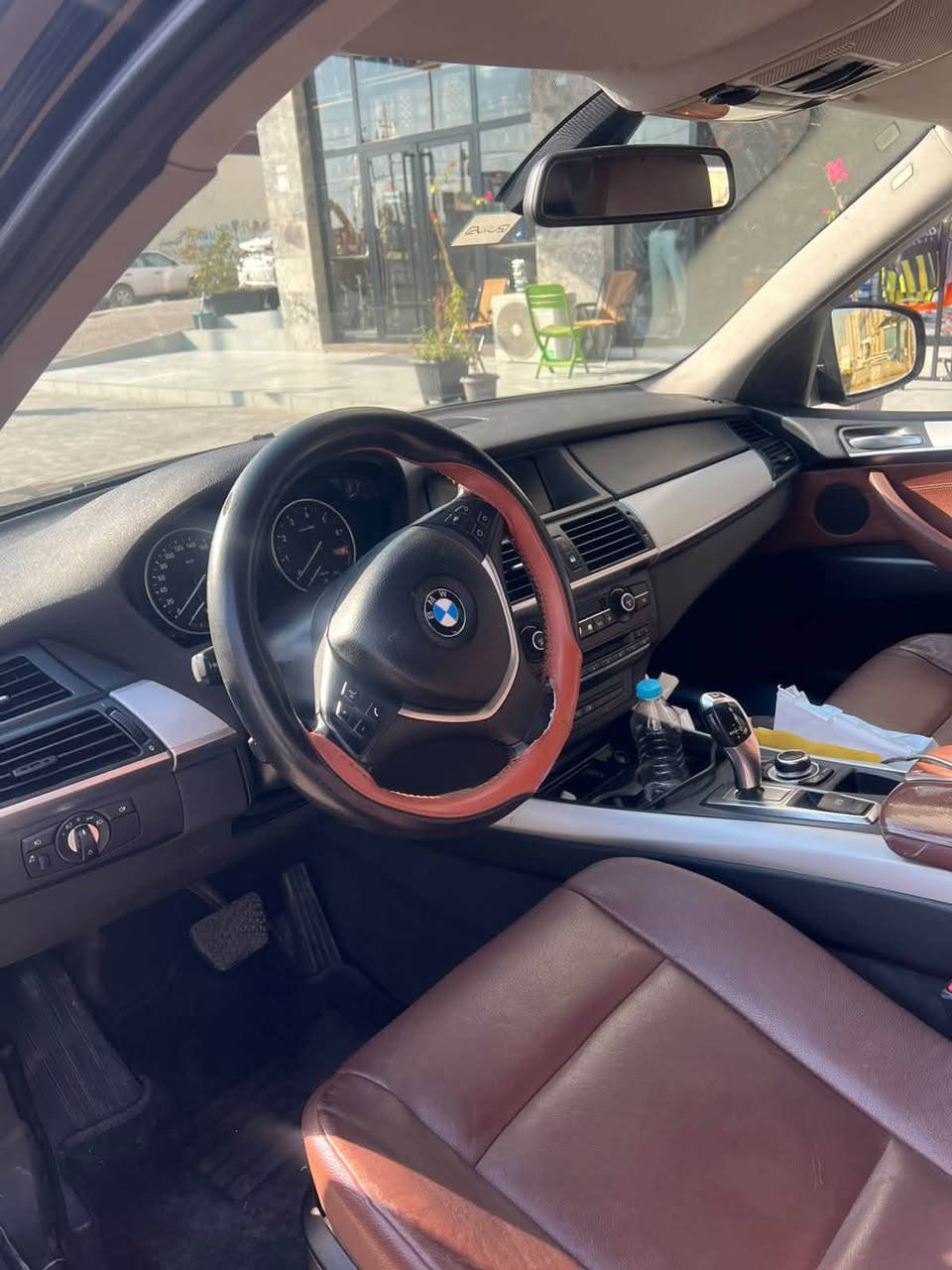 بۆ فرۆشتن
BMW X5 مۆدێل 2012 

هیچی نیە ڕەقەم هەولێر گێرو مەکینە بەشەرت

***********
