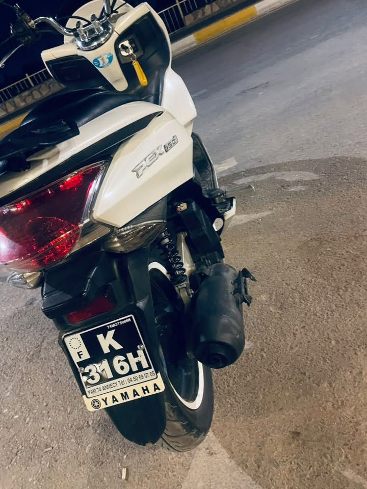 سلام عليكم pcxجيل اول ياباني بيه شخوط خفيفه بل كفر فقط باقي كفاله مكان بعقوبه
 سعر مليون و٢٧٥ماشيه ٣٥الف مال جناي دراجة ***********
