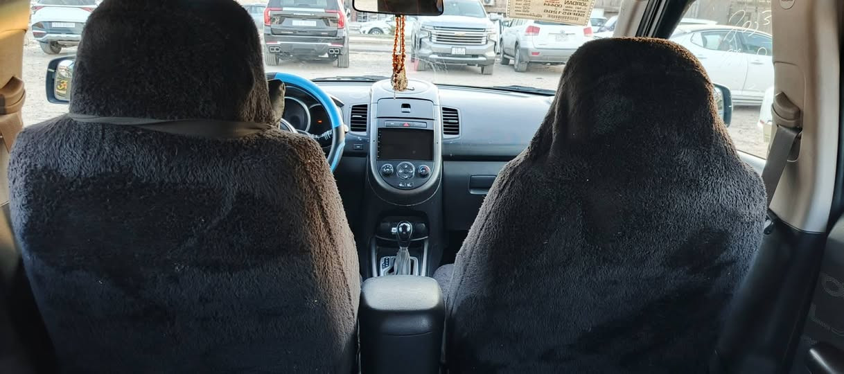 كيا صول 2013 وراد امريكي رقم الجديد بغداد باسمي 
محرك 2000 دوش تحكم استيرن جهتين تثبيت سرعة اشاير بالمري شاشة اندرويد كامرة خلفية ماشية 134 هزة جديدة سنوية الحد 2027 مكان السيارة بغداد م الصدر  بداية شارع الفلاح السعر 90 وبيه مجال سونر بالصور محرك كير تبريد تدفئة خير من الله رقم الهاتف ***********
