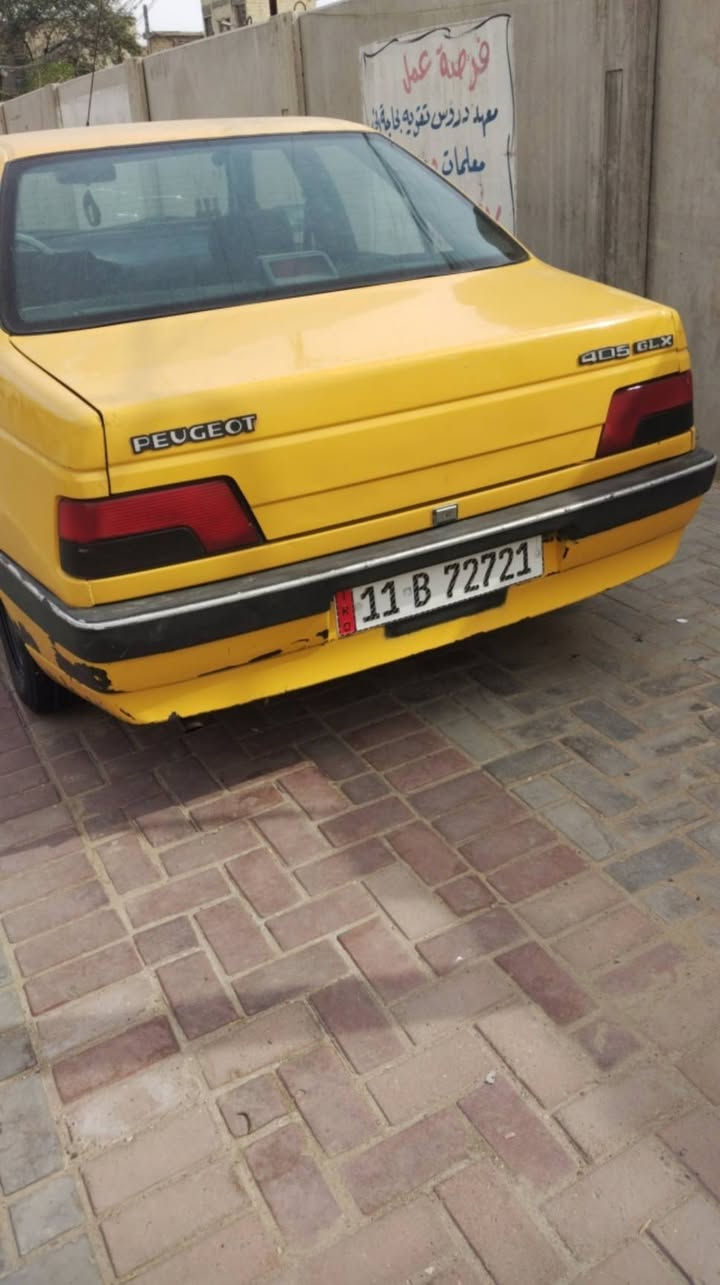 سلام عليكم بيجو 405 GLx  مديل 2012 نظيفه حلوه سنويه جديده رقم جديد انكليزي بيهه نواقص بصيطه 43 وبيهه مجال حك الجيه مدينة الصدر تقاطع ام الكبر ***********
