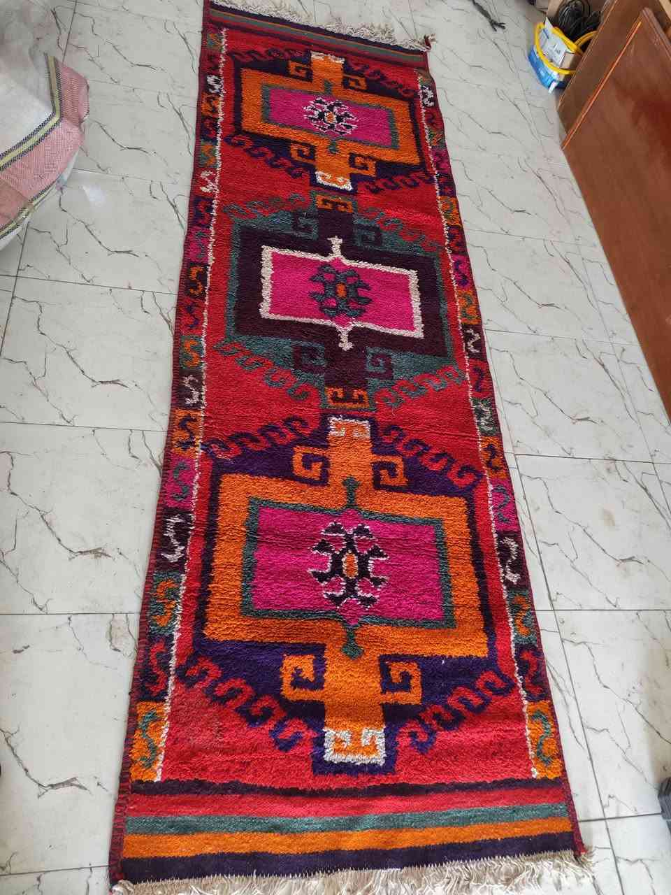 سجاده حياكه القديمه عدد 5 وبساط واحد مكان واسط نظيفات كلش سعر زوج 60 وبي مجال قليل ***********
