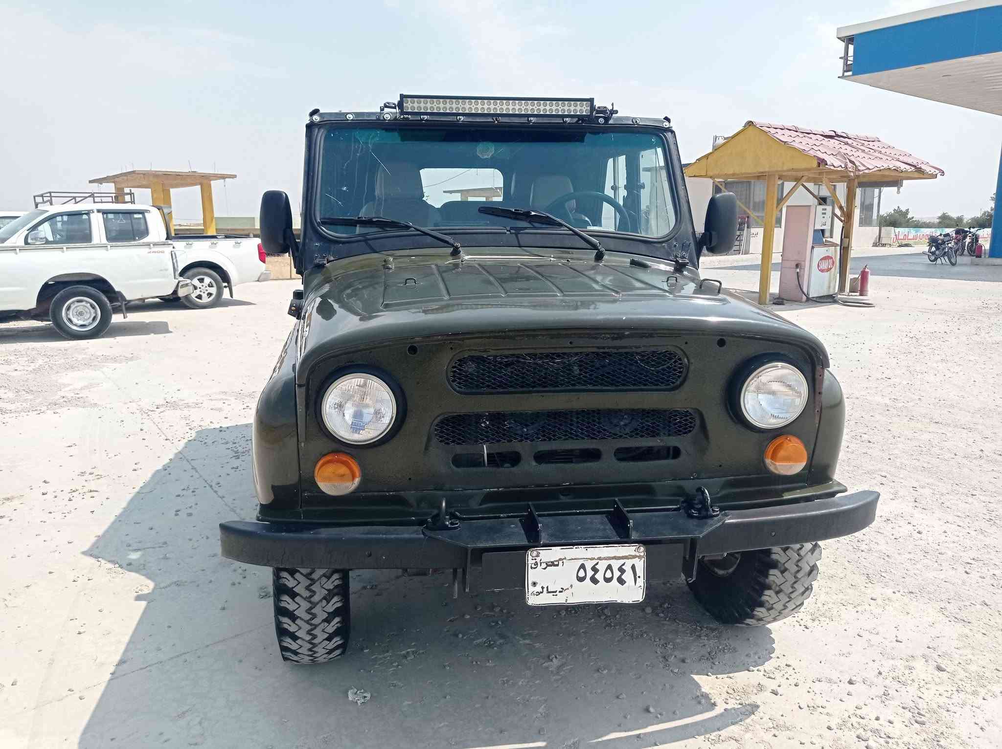 بەناوی خوای گەورە
لەسەر ئیزنی ئەدمینی بەڕێز 
جێب واز مۆدیل 2004
گێڕ عادی دەبل ئەکسل 
گێڕ و مەکینەی ئۆنجی تازەکان 
پێش و دوای دیسکە ، پاوەرە ، تەبریدە ، شاشە ئایپادە
کارتی سەندیکای کەلاری هەیە ، مەعامەلاتی کۆدی ئاسایشم بۆ کردوە 
بەشەرتی گێڕ ومەکینە و ئەکسل و دەبڵ ئەکسل 
لە شارەزوورم  لە هەڵەبجەی تازە 
داوای 54 گەڵا و مەعامەلەی لێدەکەم 
***********
***********
