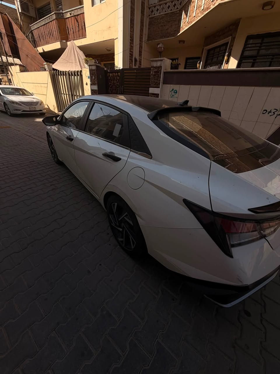 النترا.2024    رقم أربيل
ماشيه 55 الف km
 
بيهه طخه بالجاملغ الايمين ع موضح بالصوره وبجاملغ حسبت شبر بنيد 

 

المواصفات فوووول      .      محرك 1500 دبل نوزل دوش 

شاشه ديجتال 

بصمه                          

كشنات جلد 

هند بريك بصمه       

اوتو هولد                  

فتحه سقف               

محرك 1500دبل نوزل                            

حساس لايت 

حساس خلفي بلادي 

حساس أمامي بلادي 

تبريد قطعتين

كاميرا خلفيه بلادي 

جي بي اس

نضام تشغيل الكاميرات 

شاشه  كبيره اصلي ابل كار بلي 

نضام ترحيب 

مري شفط

نضام مود درايف إيكو وسبورت و عادي

تحكم ستيرن فول 

ويل كب كروم حجم 17

لد امامي نهاري

مانع انزلاق

مانع انحدار 

لايت عدسات زنون 

ايرباكات

جهاز موازنه ABS 

سياره بأسمي تريد تحويل تريد وكاله 

السعر : ١٢٧ 

📍العنوان بغداد

للاستفسار الاتصال  📞

***********
