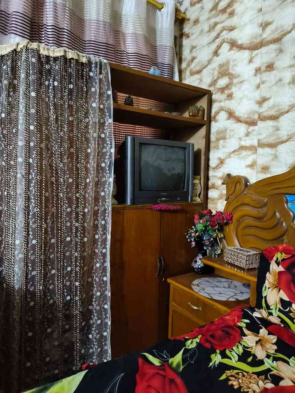 السلام عليكم  غرفه لبيع خشب المتين والثقيل سعره 900وبيه مجال مكان بابل الرقم***********
