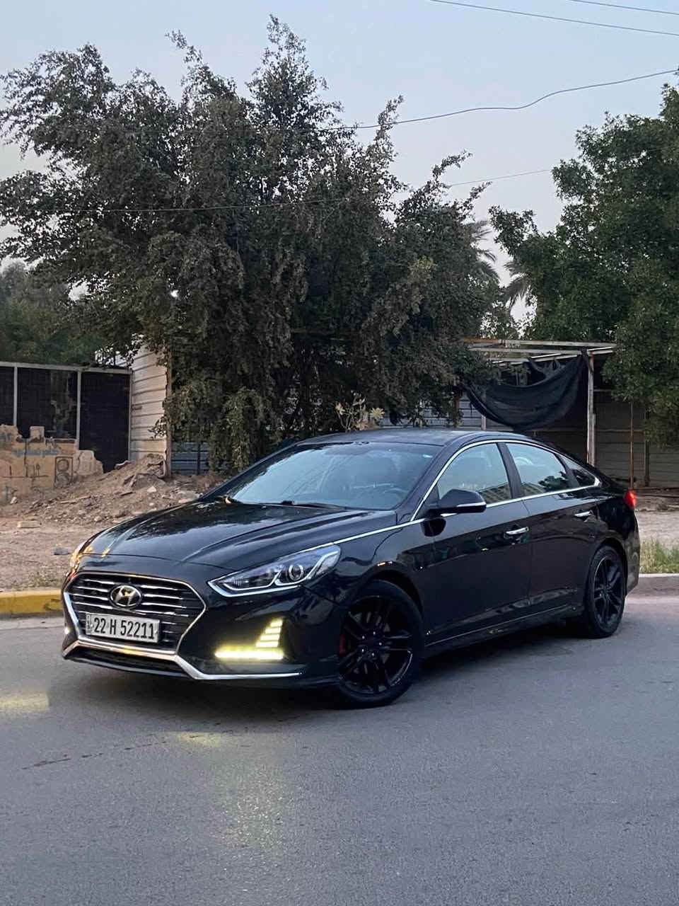 سلام عليكم سوناتا موديل 18 وارد كوري مكينه 2000 رقم اربيل باسمي سياره فول مواصفات عده الفتحه 
بصمه تشغيل 
بصمه ابواب
اوتو هولد 
وضعيات قياده : ايكو -سبورت -عادي
اشاير مري
نقطه عمياء
مري تعتيم
رادار
مثبت سرعه كروز فول تحكم ستيرن
حساسات خلفي
كامره خلفيه
شاشه كار بلي
مانع انزلاق
تبريد بيانو منفصل
كراسي كهرباء
كرسي سايق خزن ميموري
كشنات تدفئه تبريد
ستيرن تدفئه
سايد بريك دكمه
ويل 18
حادثه تكمه
وبيها صبغ اربع قطع جاملغين اماميات وقماره وبنيد اثر جراد وصور قبل الصبغ موجوده 
باقي السياره مكفوله وبدون دواخل شرط 
العنوان بغداد الدوره 
السعر 105 وبي مجال بسيط 
***********
