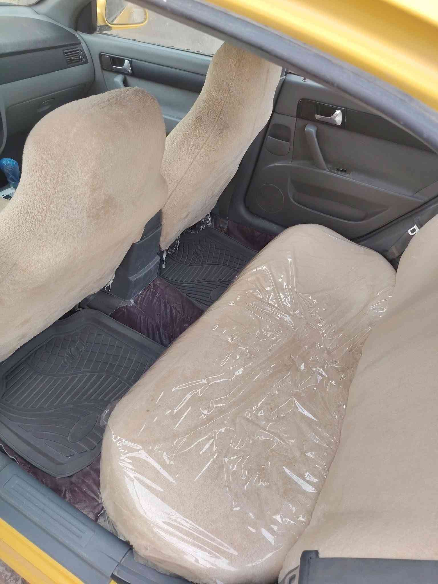السلام عليكم، اوبترا موديل 11، مكينه وكير وتبريد وحدادية كله جاهز، رقم و سنوية جدد، هزة جديده، سيارة جاهزه لشارع، بيهه جاملغ أمامي مبدل فقط بدون دواخل وطخة بالجاملغ الخلفي بارد، سياره شواصي حوض جنطة كله سليم، مداور مباشر، السعر ٥٢ وبيهه مجال . مكان السيارة سماوة، للاستفسار ***********.
