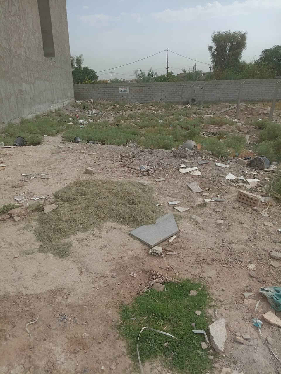 دوانم شارع بلوك • ٣٠٠م • قطعة للبيع
