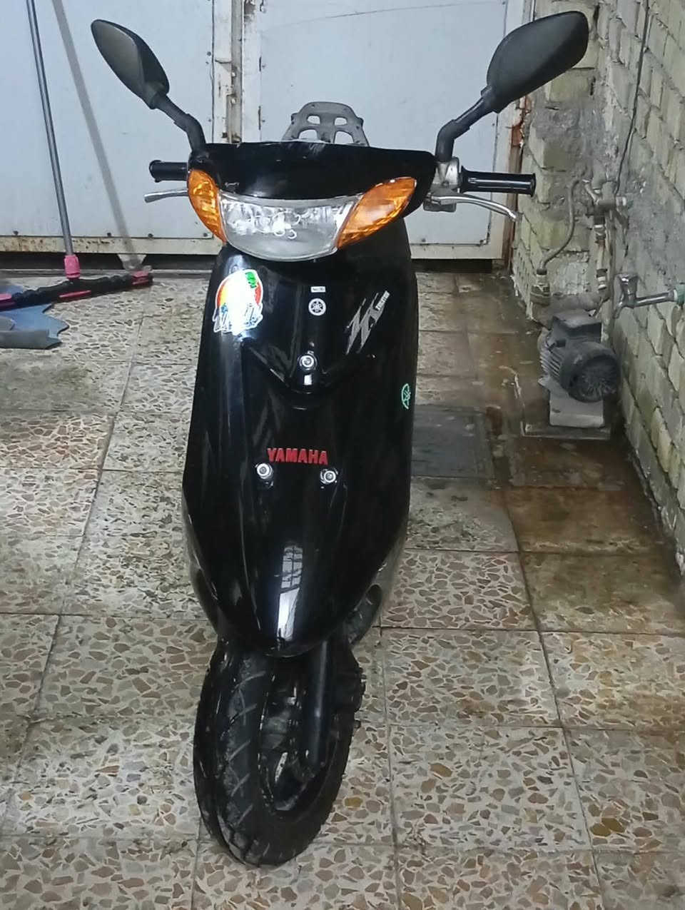 دراجه عصفوريه سعرها 350 وبيها مجال قليل العنون الشعب دراجة نضيفة هندر سلف كهربائيات كلها شغالة الرقم ***********
