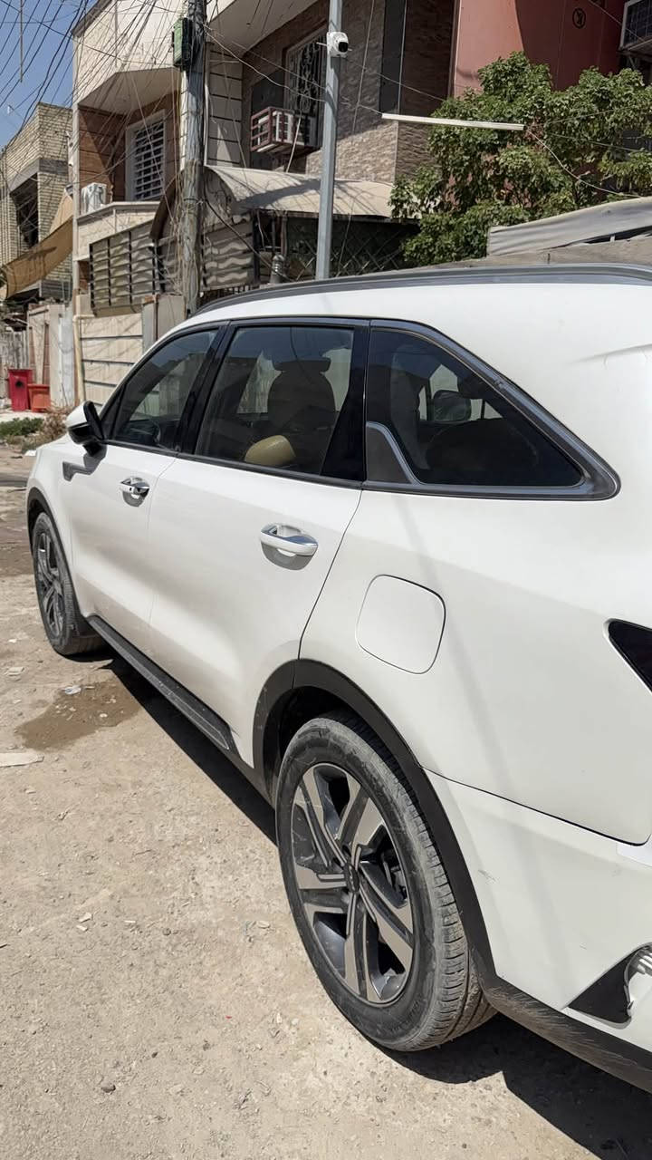 سورنتو موديل ٢١ هايبرد ماشيه ١٠٣ الف وارد كوريا فول مواصفات السعر ١٧٥ قفل المراسله واتس اب ***********
