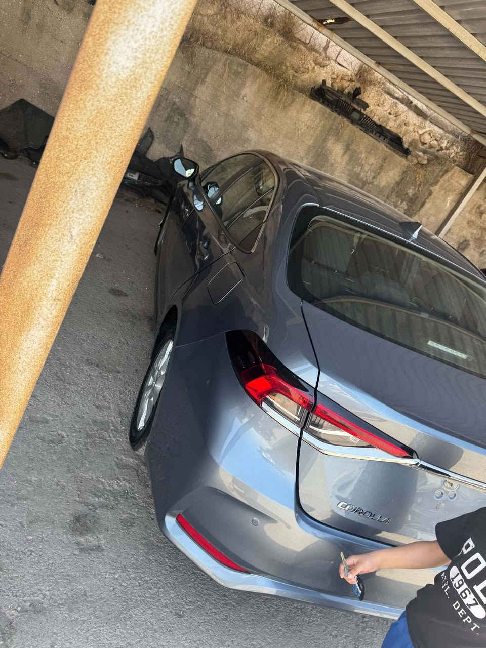 السلام عليكم للبيع  كورلا هايبرد موديل ٢٠٢٤وارد اوربي ماشه ٦١ الف كيلو الضرر  بيها صبغ بنيد  وباب وجاملق جيه السايق كلير والرقم مال شهداء صلاح الدين دولي  السعر ١٣٣ ورقه للاستفسار *********** ***********

