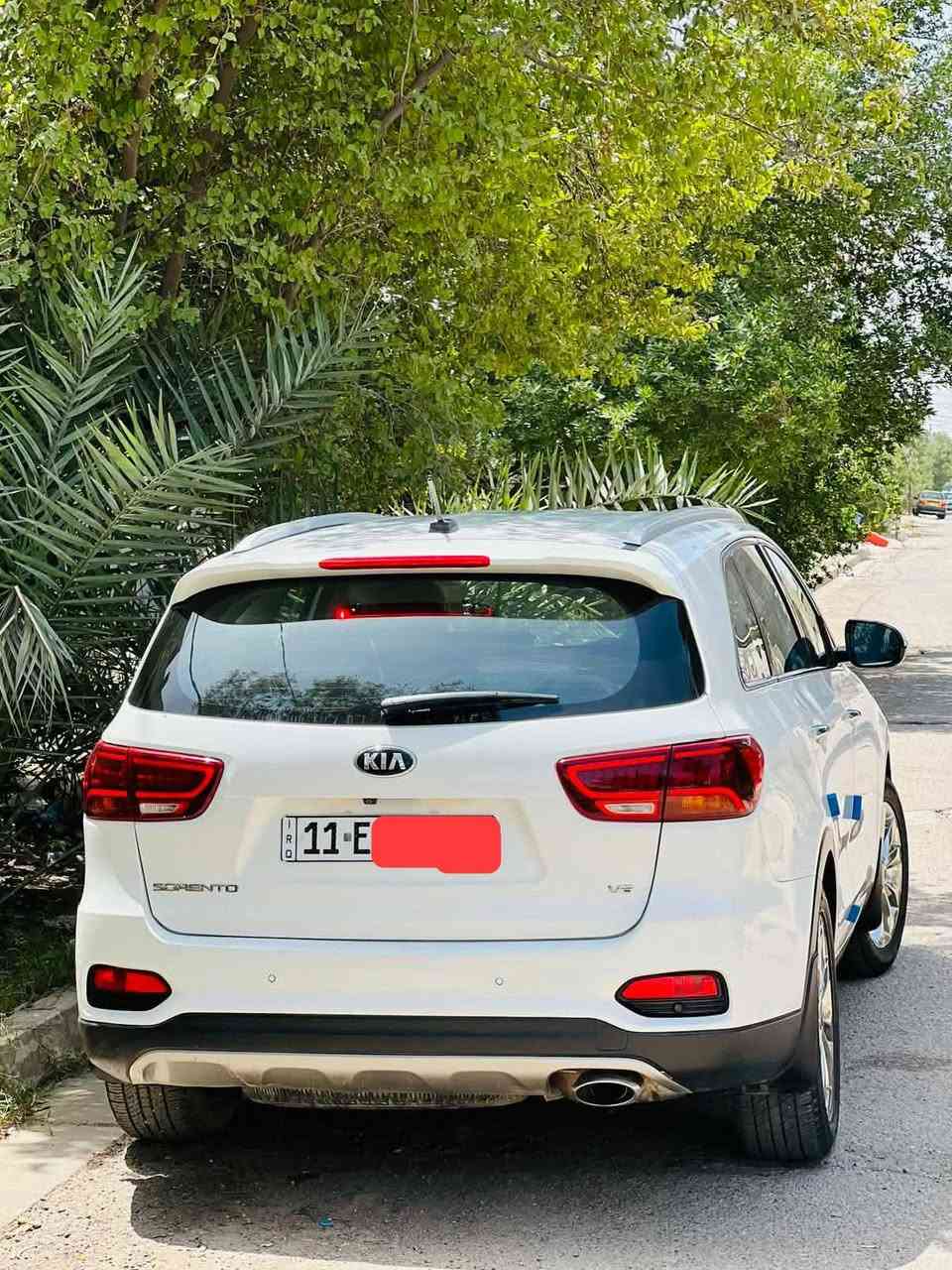 سورنتو 2019 خليجي 3 عدسات مكفولة من كلشي رقم بغداد بسمي
سعرها 229 وبيه مجال 

مكاني سورنتو 2019 خليجي 3 عدسات مكفولة من كلشي رقم بغداد بسمي
سعرها 220 وبيه مجال 

مكاني ناصريه ***********

مواصفات السيارة معروفه 
ماشيه : 86 Km 
محرك 6 سلندر 
بصمه
سايد بريك بصمة
شاحن وايرليس
شاشه كبيره بلاديه 
كشنات جلد 
نظام car play& Android
حساس امامي خلفي 
3قطع تبريد
لد امامي مع تشغيل
كروس سرعة
سبعه راكب
ويل كب كروم
بصمه تشغيل وابواب 
مري شفط واشاره بالمري 
كاميرا دواره
بردات بلاديه 
فول تحكم استرن 
اربع انظمه قياده  Sport  ،eco ،comfort   ،smart تشغيل
كروس سرعة
سبعه راكب
ويل كب كروم
بصمه تشغيل وابواب 
مري شفط واشاره بالمري 
كاميرا دواره
بردات بلاديه 
فول تحكم استرن 
اربع انظمه قياده  Sport  ،eco ،comfort   ،smart

