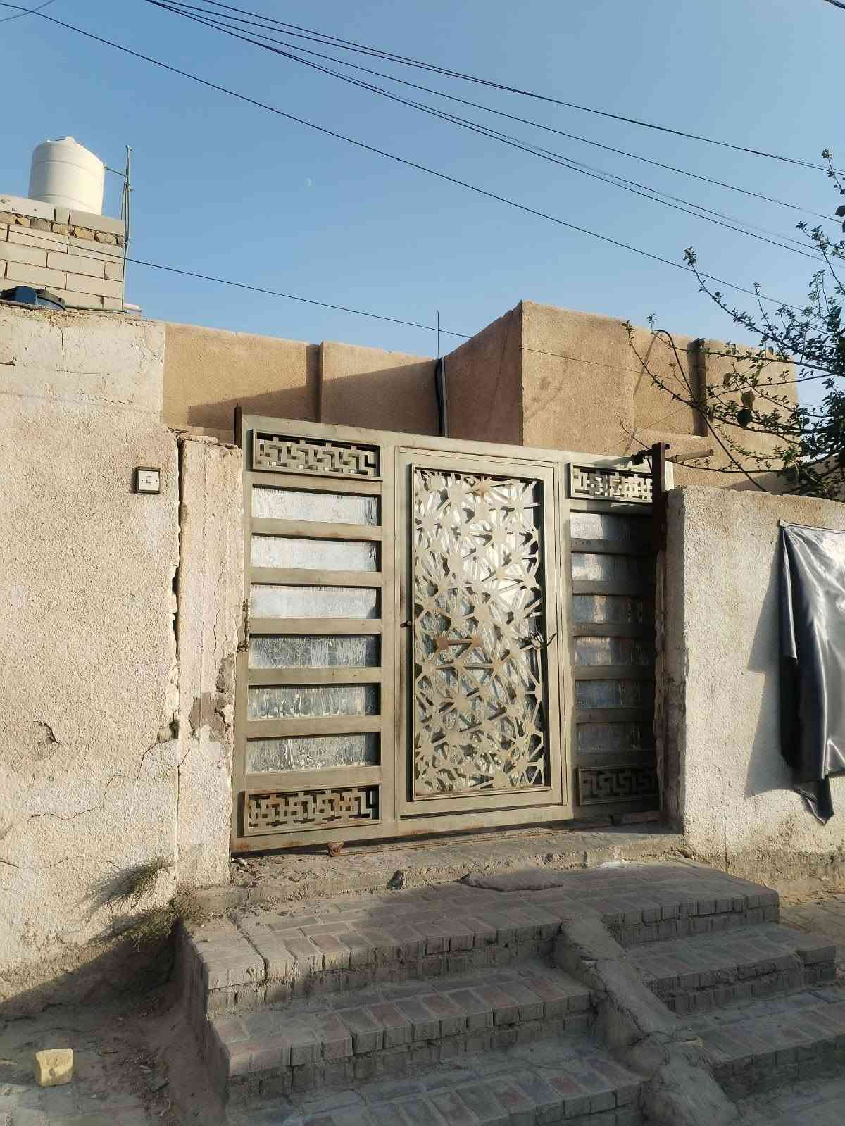 السلام عليكم بيت للبيع 200 متر بلجربرعية الأولة كامل عل مبادرة مطلوب للمصرف العقاري ل84 مليون القصد الشهري 380 الف.  بيد البائع وقابل لتفوض مع استبدال الكفيل
تفاصيل البيت غرفتين + صالة+ مطبخ حار وبارد+حمام داخلي وخاورجي+ براني
الطابق الثاني غرفة ضمن البيتونة+ عرفة كشف لصطح معة حمامات_
لتواصل ***********
السلام عليكم بيت للبيع 200 متر بلجربرعية الأولة كامل عل مبادرة مطلوب للمصرف العقاري ل84 مليون القصد الشهري 380 الف.  بيد البائع وقابل لتفوض مع استبدال الكفيل
