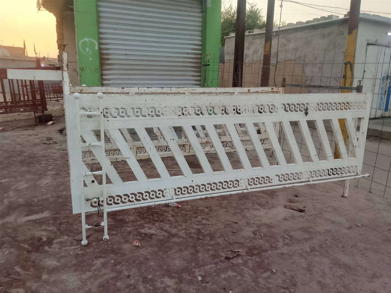 محجر تك فحل جديد باكيت السعر 250بغداد المعامل الباويه ***********
