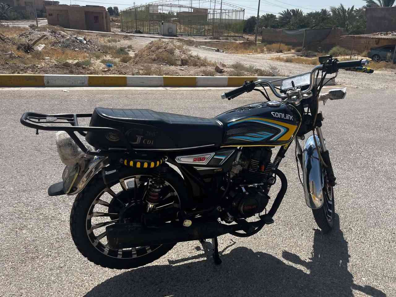 السلام عليكم يوجد مطور سونك مديل ٢٥  محرك ضغطه وزنجيل محرك مكفول  وصل ٧٥٠ بقي التفصيل أتصل الرقم وتدلل ***********
