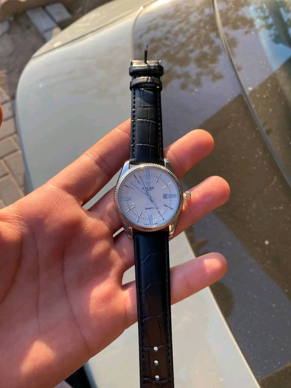 رولكس جلد ماستر

رجالي رولكس ROLEX ⌚️
سير جلد مخيط 🧵
طلاء ثابت 💎
مقاوم للماء 💧
نافذة تاريخ 📅
اميال لامينوس ✨
ظهر مختوم 🔒
كوالتي جيد جداً 🌟

القطر 40 ملم 📏
السمك 10.21 ملم 📐

السعر: 20,000 د.ع
توصيل مجاني
***********