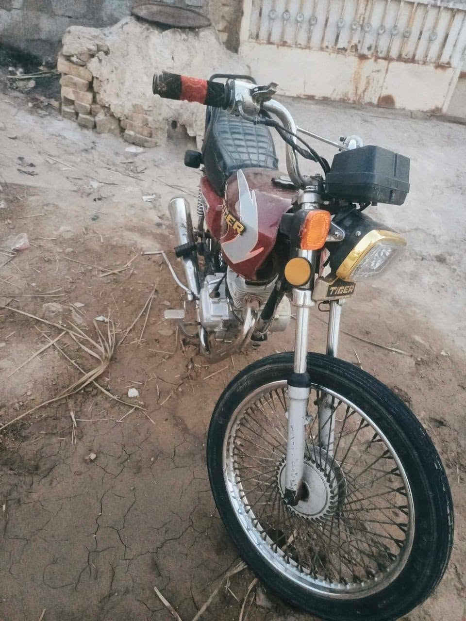تايگر اوراق مكفوله من كل شيء 450وبيها مجال ***********
