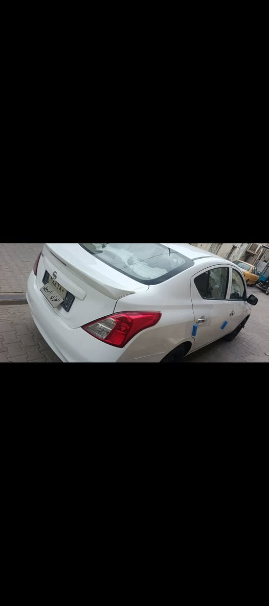 للبيع
‏نيسان صني موديل2014 
‏بليته زركه هندي
‏سياره بيه صبغ ٤ قطع 
‏يعني حوض صندوك شواصي لغود كله مكفولات 
‏مكينه جديده كير جاهزات
‏دواخل نظيفه كهربائيات كله شغاله
‏حداديه حلوه
‏تبريده تدفئة بحاله جيدة 
‏ماشية ٢٦٢ 
‏رقم اربيل القديم انزلك من سعرهة ٥ ورقات ليكدام مال غرامة ومال تكلفت الرقم 
‏ سعره ٧٦ 
‏تريد وكاله تريد تحويل صاحبهة الشرعي موجود ب اربيل 
‏‪***********‬
