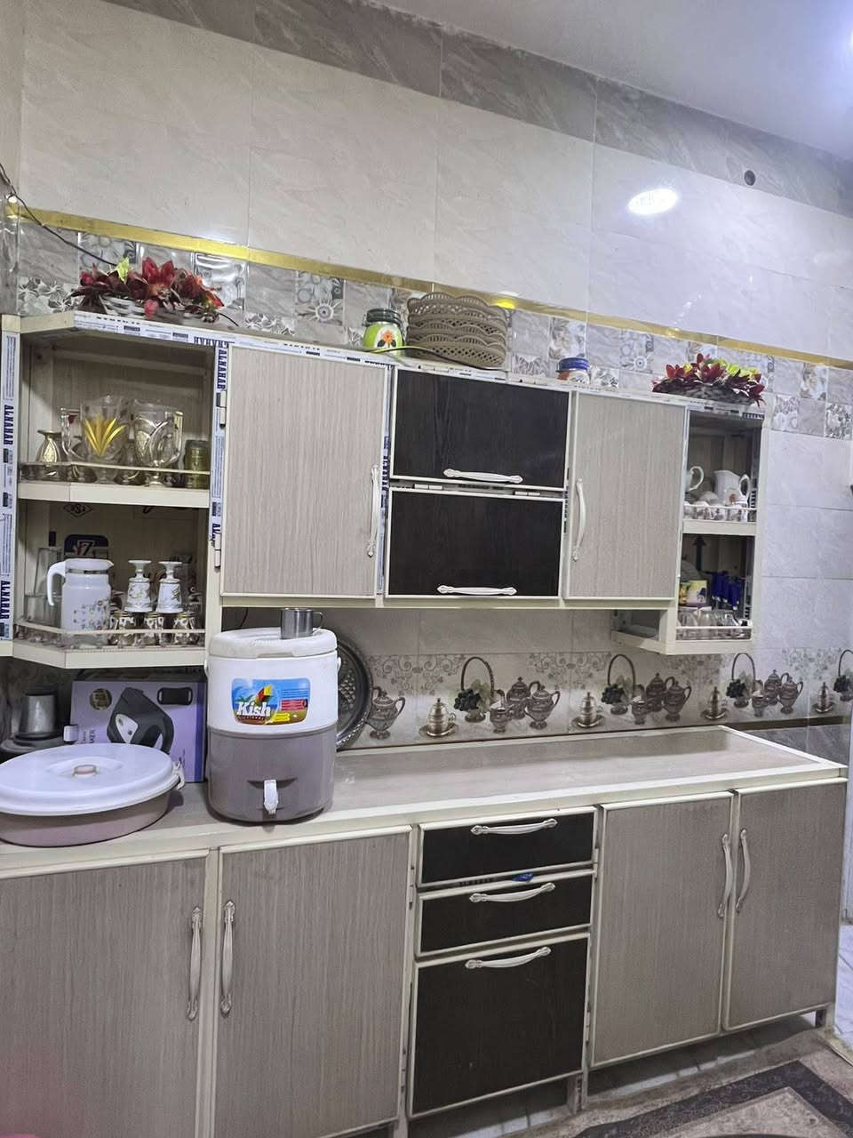 الصالحيه • كاونتر ٣م • سنك متر ونص