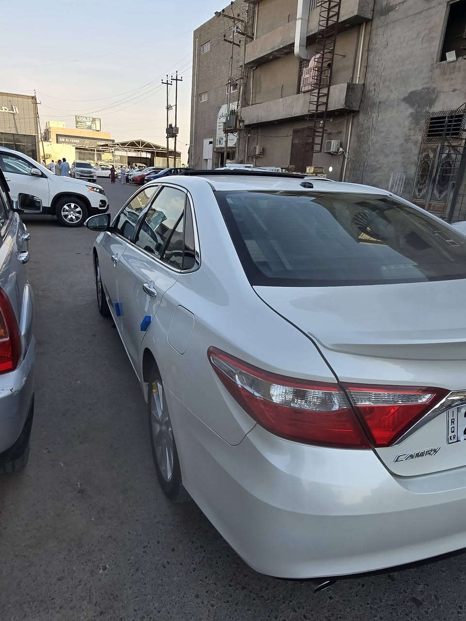 كامري خليجي 
موديل ٢٠١٦
محرك ٢٥٠٠
كامل موصفات 
برده خلفيه كهربائيه 
دبل كزوز 
بيه قطعتين صبغ بدون دواخل  
خمسه ويل كب 
***********تواصل عل هاذا رقم 
بيع فقط 
سعر خاص
