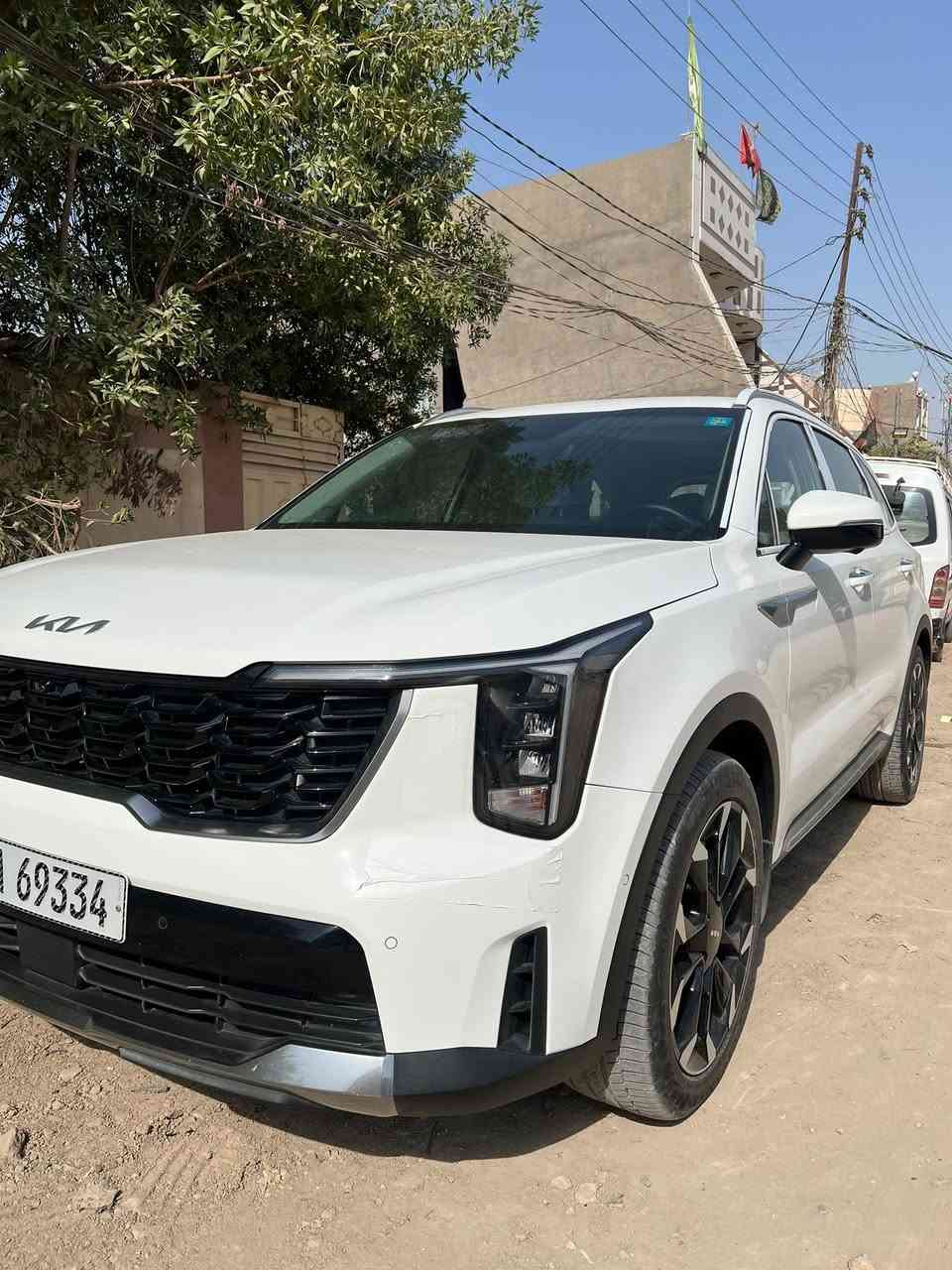السلام عليكم سورنتو مديل 25خليجي ماشيه 24 
السعر 313
مواصفات 
أربع كامرات دودو شو 
كراسي كهرباء جنطه كهرباء 
تتقدم او تترجع بالريمونت
جنطه كهرباء رقم بابل 
***********/***********
