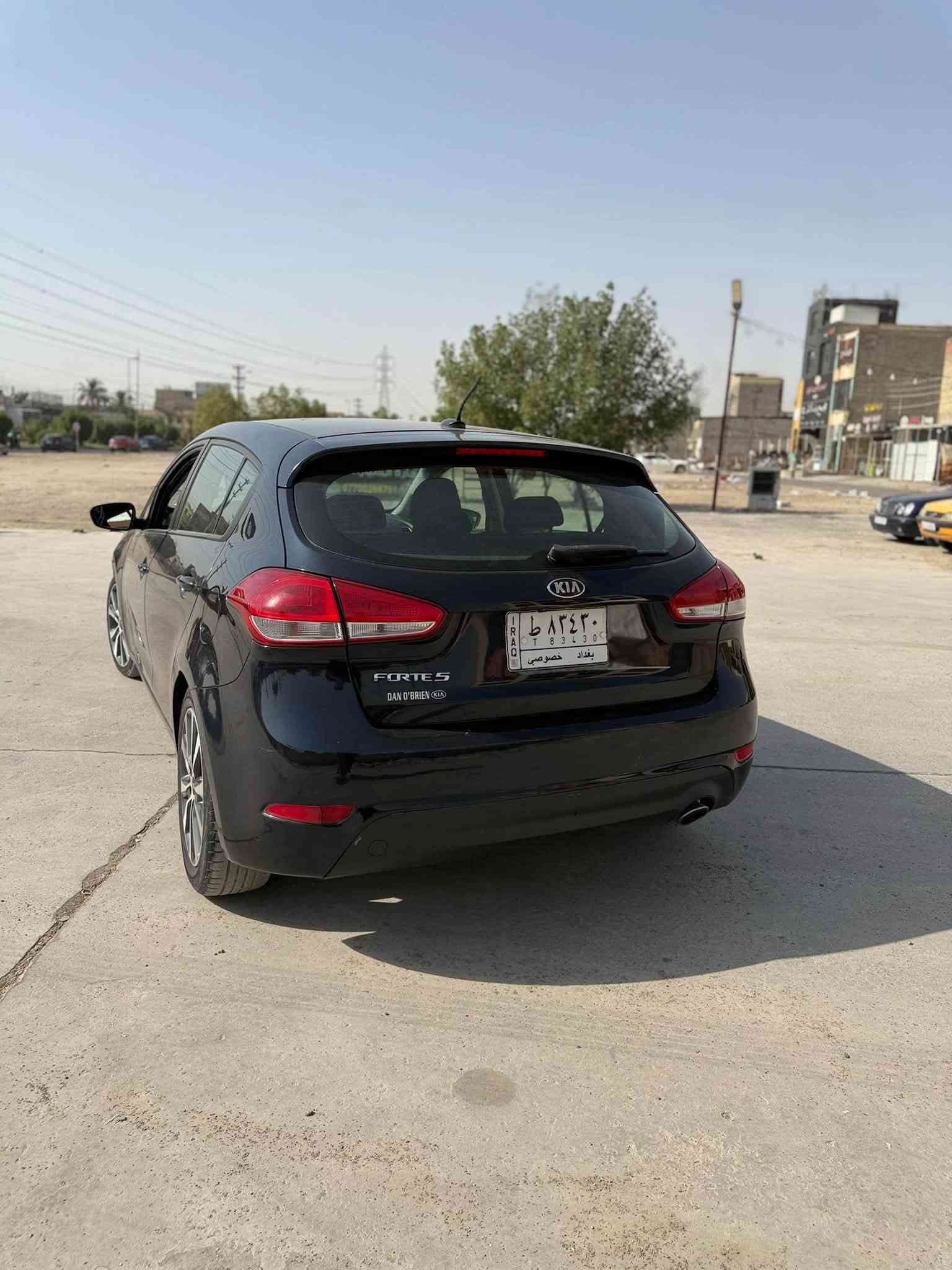 سلام عليكم كيا فورتي 2018 هاج باك امريكي صبغ قطعه وحده فقط الجاملغ الأمامي بدون دواخل مكينه 2000دوش بدون ادوانز شرط رقم بغداد باسمنه تحويل ثاني يوم تبريد ثلج سياره ناعمه حيل كامره خلفيه شاشه جبيره اندوريد السعر 100ورقه وبيها مجال للطيبين مكاني بغداد الغزاليه للاستسفار ***********
