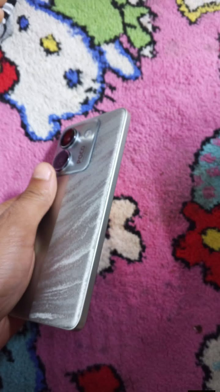 سلام عليكم جهاز للبيع POCO M7 Pro 5G
اي عيب مابي جهاز شخط مابي 
ذاكره 256 غراض كامل شاحنه وكرتون 
سعر 230 بي مجال قليل شراي يجي واتساب 
*********** مكاني كركوك
