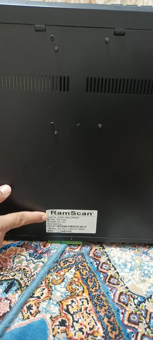 سلام عليكم
يتوفر dvr مخصص للشركات 
غير مستعمل ابد نظافه 100%
رايده ب75
مكاني بغداد 
يتوفر توصيل 
للتواصل يرجى المراسله واتساب
***********
