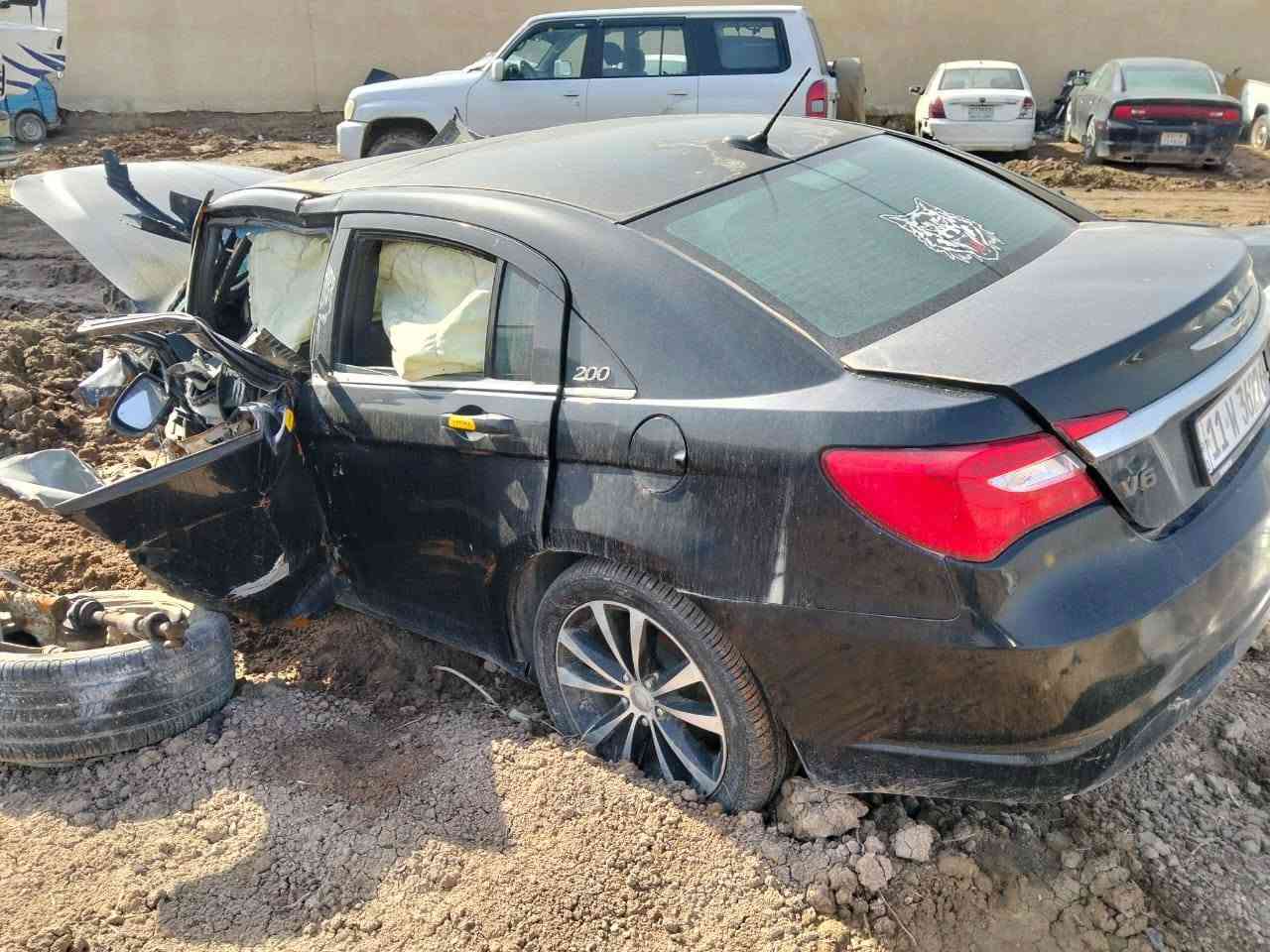 سلام عليكم
سي 200
موديل 2013
رقم بغداد 
سياره ابيع هاذا موجود 
على حادثه
احول ثاني يوم 
السعر 25،وبيه مجال 
***********
