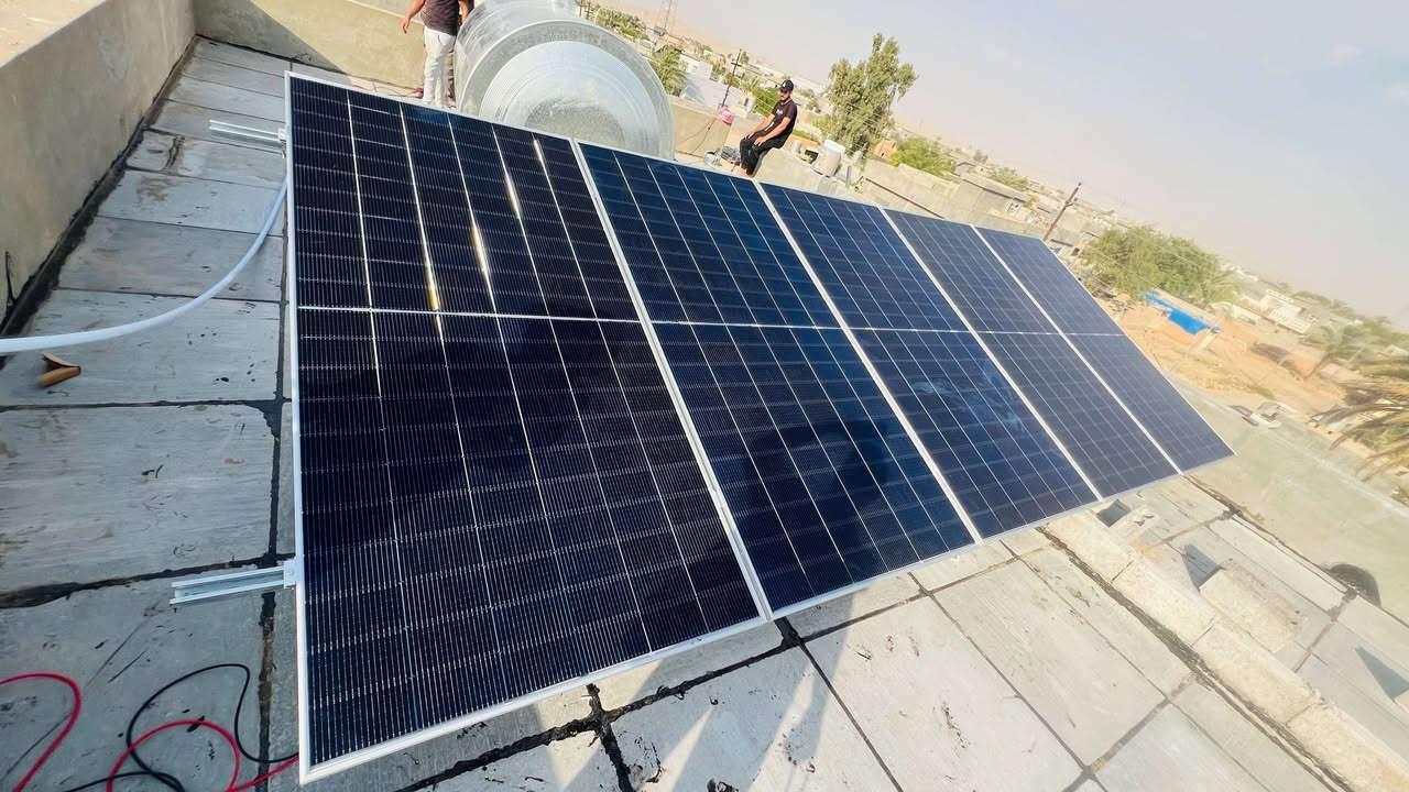 ☀️⚡ منظومة جديدة تم تجهيزها وتركيبها بنجاح ⚡☀️
🔆 الألواح الشمسية: 5 ألواح — ضمان 15 سنة
🔋 البطارية: 8 كيلو — ضمان 5 سنوات
⚡ الإنفيرتر: 4 كيلو — ضمان سنتين
☀️ 10 أمبير نهاري
🌙 8 أمبير ليلي
✅ تجهيز وتركيب احترافي
✅ ضمانات رسمية
✅ خدمة ومتابعة ما بعد البيع
📞 للاستفسار والحجز: [***********]
📍 موقع تنصيب المنظومة : [سليمان بيك]

🌱 طاقة شمسية = توفير وراحة واستقرار
