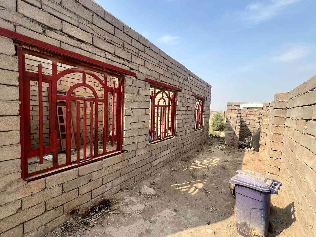 شبابيك ٣ • باب كبير • شلع