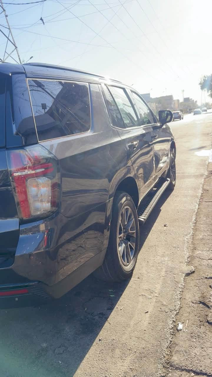 السلام عليكم 
تاهو 2023 Z71 
حادث دعامية وبدنة
اضرار اي رباك دركة فقط
ماشية 80 الف كيلو متر 
السيارة كلش جديدة 
السعر 44،000الف 
رقم بغداد تحويل مباشر
*********** متواجد واتساب فقط
