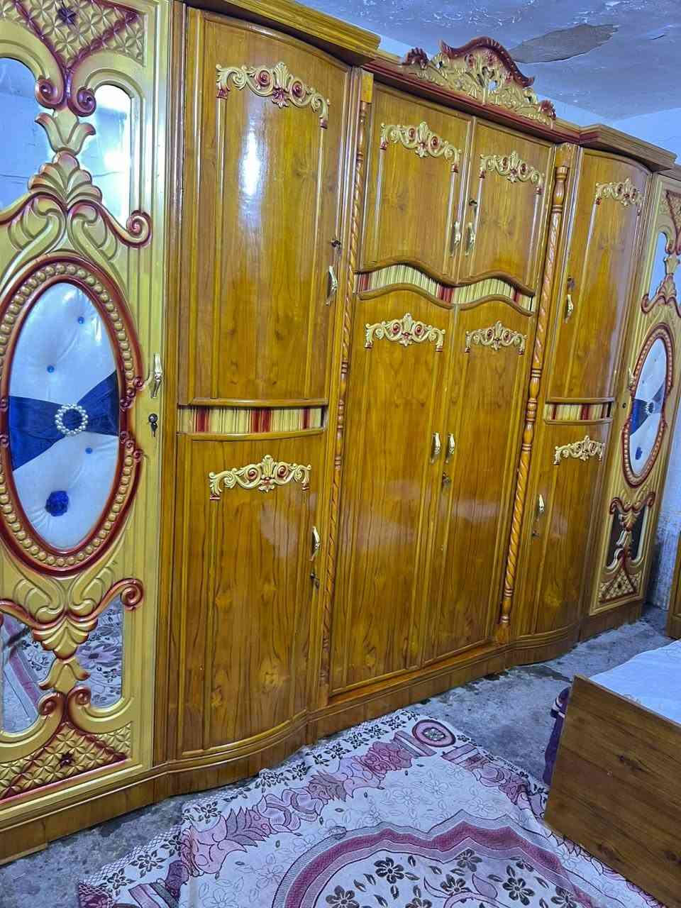 غرفه اخشاب صاج داخل وخارج الضهر جرجوبه براغي موديل نفخ مقوس 6ابواب ملحق الزاويه كنتوريه ملحق اخت الجديده نضيفه جدا السعر 700بغداد الاتصال *********** متواجد واتساب اكو توصيل بكروه

