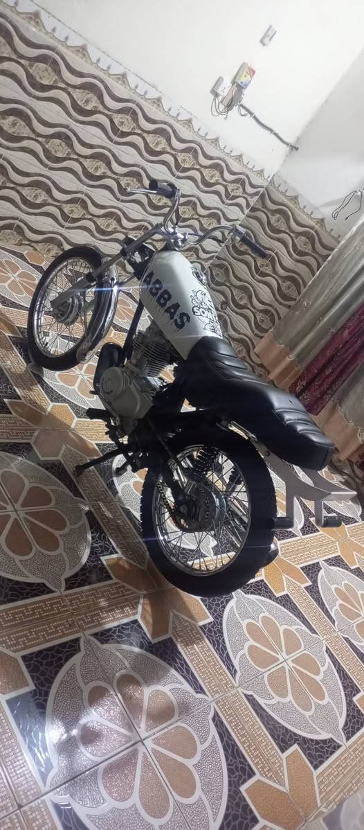 دراجه للبيع رابيدو بدون اوراق دراجه فول فصله وسرعه مراوس بعينه ولايت دراجه سعر 800 قفل بدون مداهر ارجا لحد يكسر بسعر عدك مراوس عادي ***********
