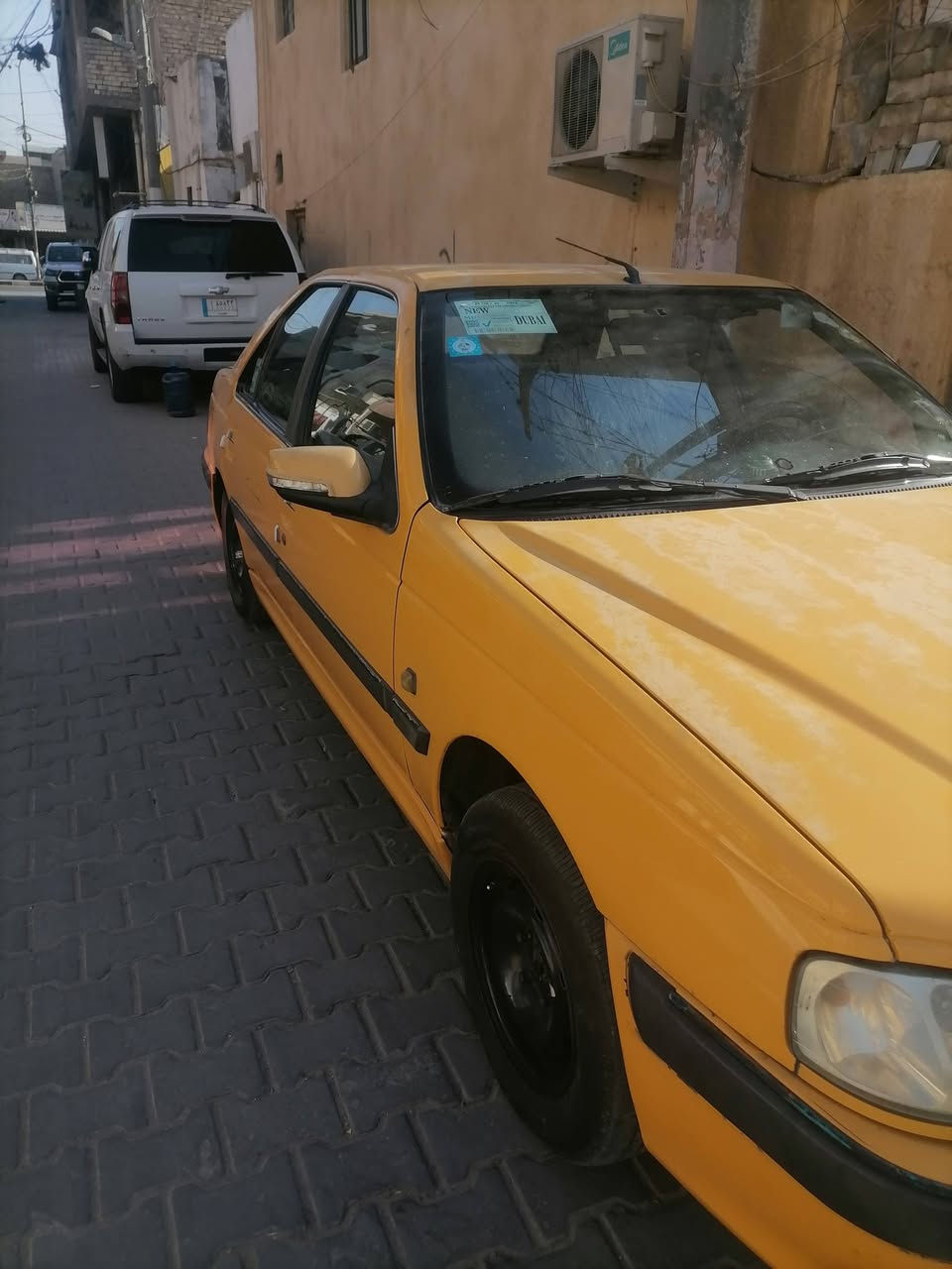 سلام عليكم بيجو بارس موديل 15 نضيفة الله شهد صدر خلفي امامي جديد سيارة بيها خيط تبخير و جملغ الخلفي اليسرا راجع بلاد البيع سيارة من شركه بسمي لابيع ولا مشتري سعر 35$ رقم *********** رقمي
