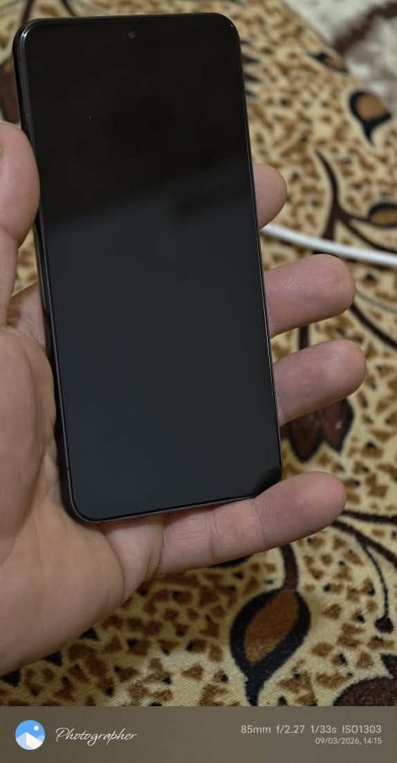 اس 22 عادى بدون بلص ذاكره 128 دبل سيم كلش نظيف مامفتوح بشرط سعر (240$) *********** اربيل

نص مكتوب في الصور:
- Photographer 35mm f/1.69 1/50s ISO582 09/03/2026, 14:14
- Photographer 85mm f/2.27 1/33s ISO1303 09/03/2026, 14:15