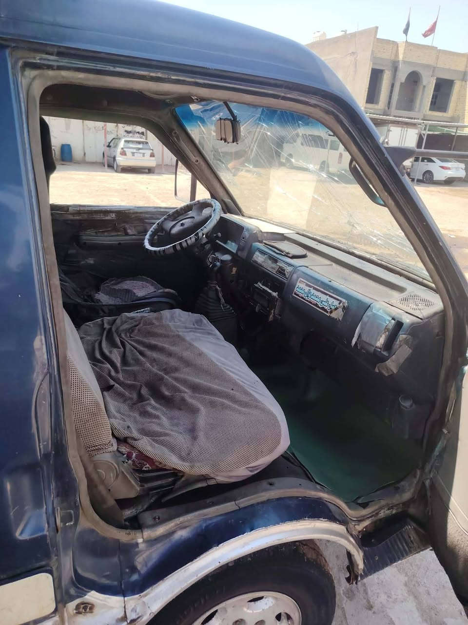سياره بسته البيع موديل 95 رقم انبار بسمي مشروع وطني لا صبغ ولاضربه شوفت عينك المكينه خيط تبير كير وكسل خير من الله اسعر 30 وبهه مجال ***********()***********
