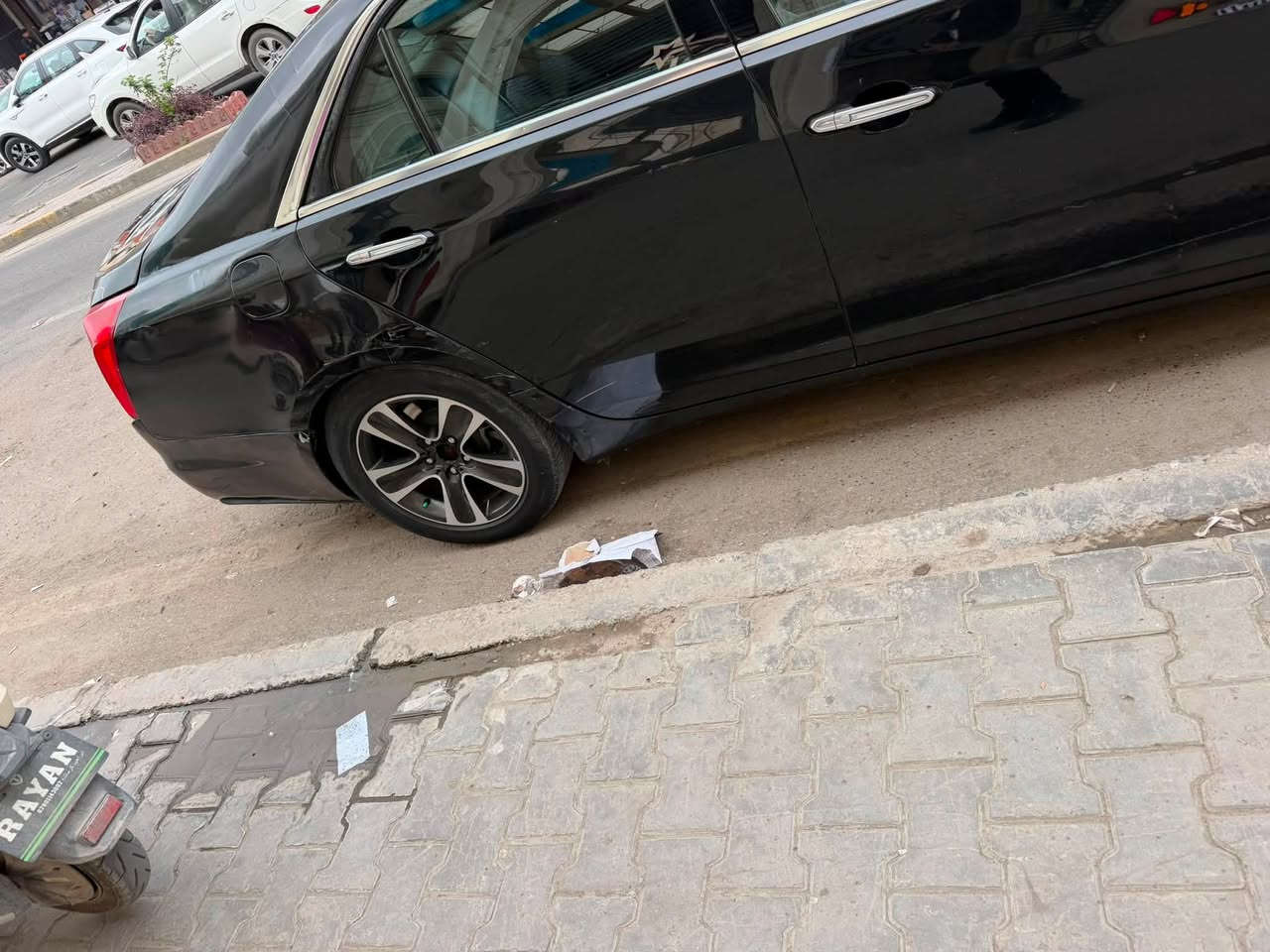 كاديلاك CTS 18  لون اسود بغداد مكاني بغداد باأسمي ماشيه 157 km
محرك 3600 المرغوب تفول عادي ومحسن  فول موصفات بانوراما
بصمة 
+ تشغيل عن بعد رادار امامي 
نقاط عمياء
شاشة كبيرة 
+ كاميرا 
حساسات خلفية
 تدفئة تبريد بالكشنات
كشنات كهرباء 
مري قلاب
تحكمات لمس 
التحكم بايعازات السيارة عن طريق اللمس ويل BBS
بردات بلاديه 
تايرات جدد
حداديه جديده 
حادثه خلفي فوك قبق البانزين وجاملغ خلفي تصليحه مو جيد لازم ينعاد وبيه نقص عقل الكامره الخلفي محترك فقط عقل سعره 100$ موجود 
عارضه ب150 وبيه مجال بسيط
***********
