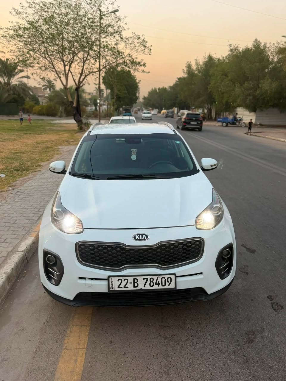 بيع سريع ب148 ورقه  رقم اربيل عليها غرامه 300 علمشتري 
سبورتج 2019 خليجي مواصفات مال امريكي 
محرك 2400 كفاله من فتح 
كير كفاله من فتح 
تبريد ثلج 
صدر جديد 
سونار جديد ناشره بلمنشور بيها قطعه صبغ طخه مال دراجه 
وبيها مكانات بارد موضحه بلمنشور 
للاتصال *********** 📞
عنوان بغداد حي جوادين او غزاليه 📍
