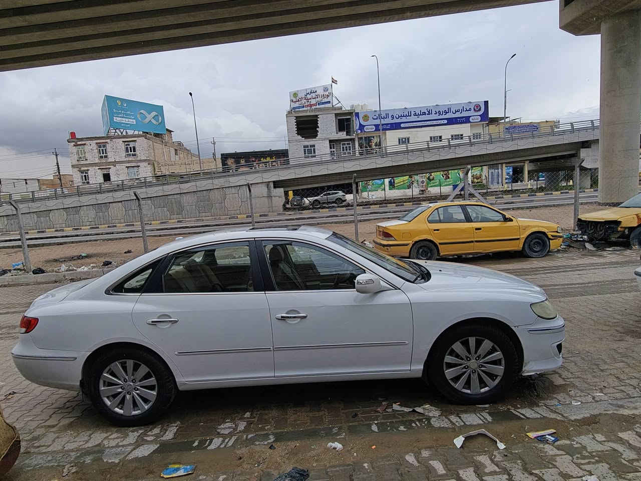 سلام عليكم 
ازيرا موديل 9 محدثه بچم 11 
السيارة باسمي تريد وكالة تريد تحويل 
السيارة جاهزة للاخير 
حدادية جديدة تخم تاير جديد مكينه جديدة 
الكير بي مشكلة  والسيارة تمشي طبيعي ترايك وين متريد 
السيارة كفالة عدا باب سايق بي طخه وما مصلحه عفته موضحه بصورة  سونار مرفق بلمنشور
سعره 115 وبيها مجال عنواني النجف حي الجامعة 
***********
