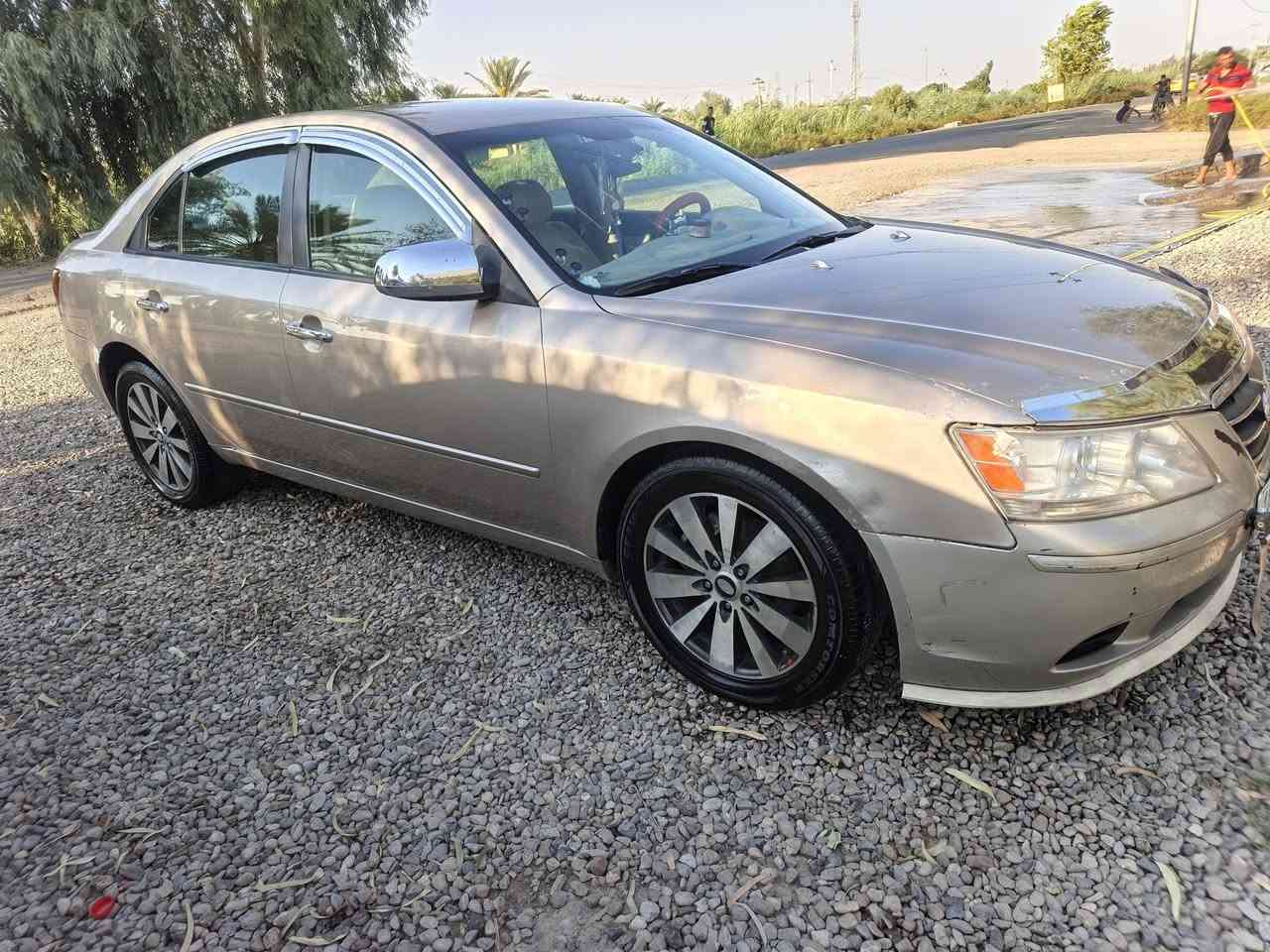 سوناتا موديل 2008 محرك 6 سلندر تبريد تدفئه صدر جديد تايرات نص عمر داخل نضيف حيل سنويه لل 27 شهر 5 سياره ماناقصه اي شي سياره بدون صبغ بيهه بخشم جامرلق شبر وعل بنيد شبر بيهه شخوط بصيطه السياره بسمي رقم بغداد 
العنوان الخالص التحويله منطقه الغوالبه تجي للبيت 
***********
***********
